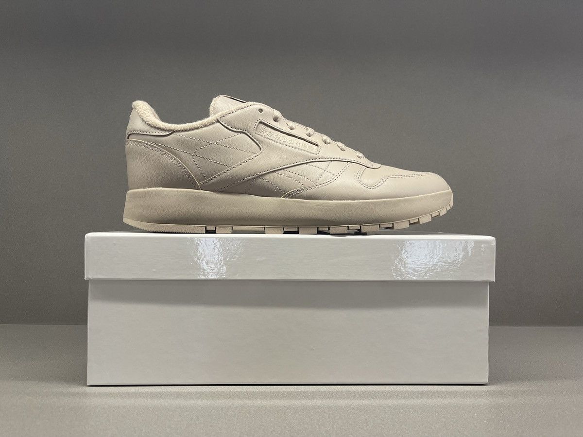 Maison Margiela × Reebok Reebok Classic Leather Tabi Project 0 CL Size US 8.5 / EU 41-42 - 2 Thumbnail