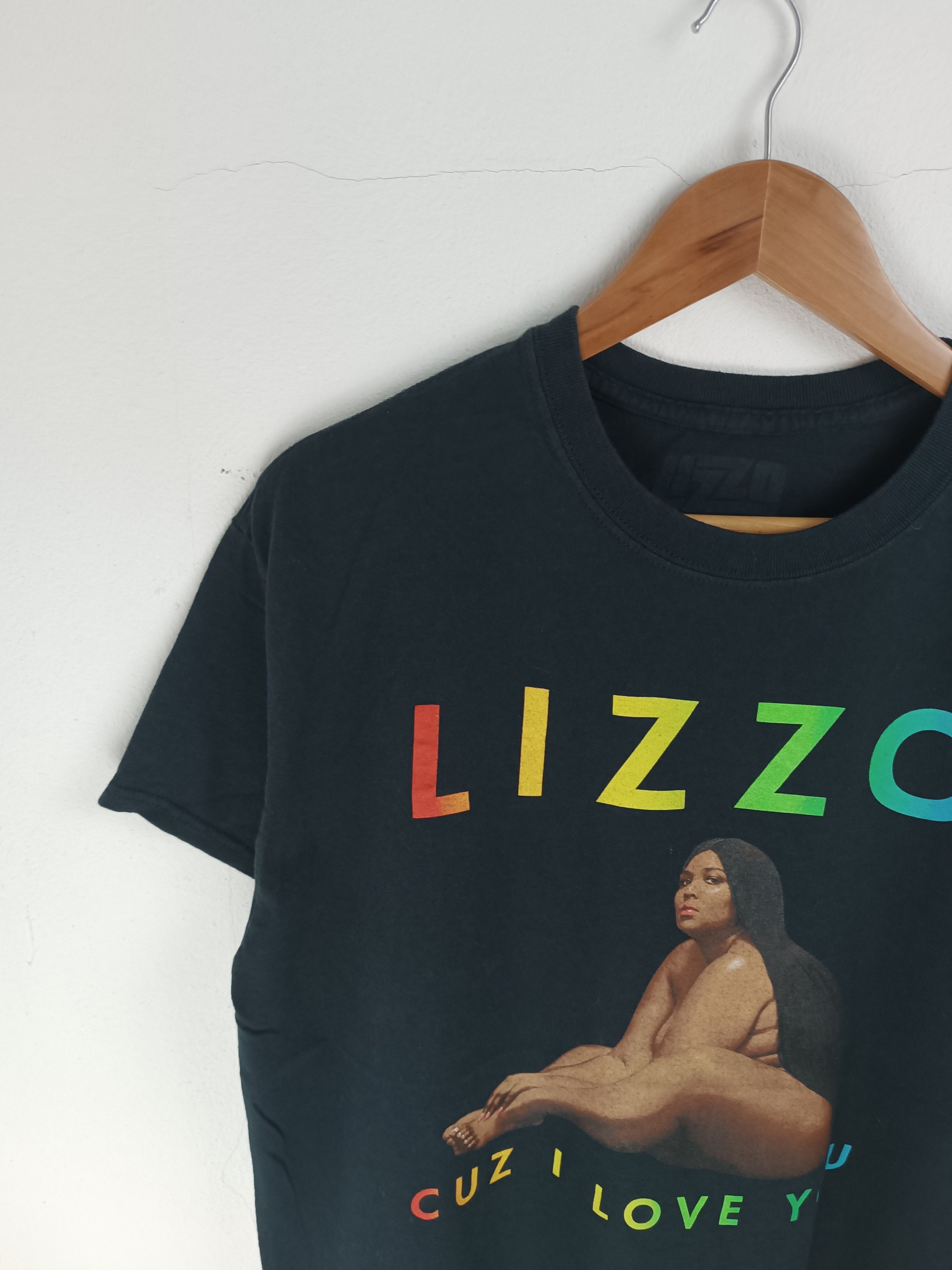 Rap Tees LIZZO "CUZ I LOVE YOU" TEE (drake cardi kanye travis) Size US L / EU 52-54 / 3 - 5 Thumbnail
