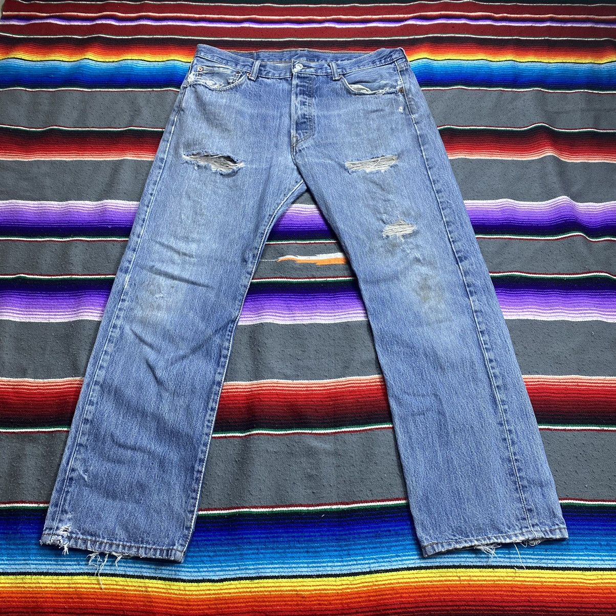 Levi's Vintage Levi’s 501 Single R Tab Distressed Denim Size US 35 - 3 Thumbnail