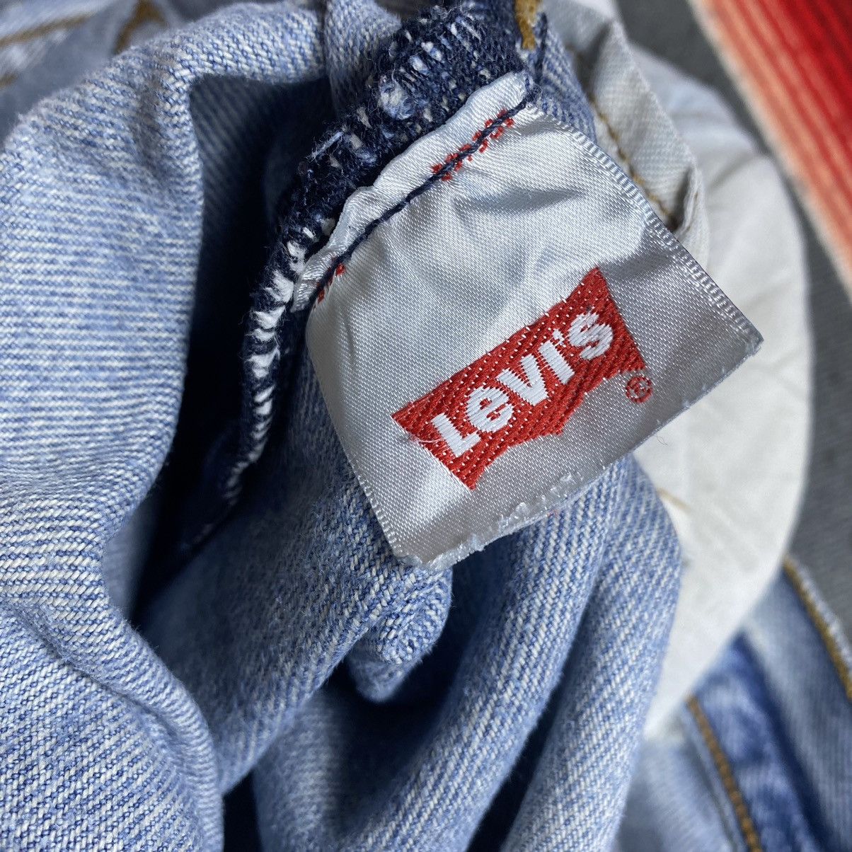 Levi's Vintage Levi’s 501 Y2k Distressed Denim Size US 37 - 15 Thumbnail