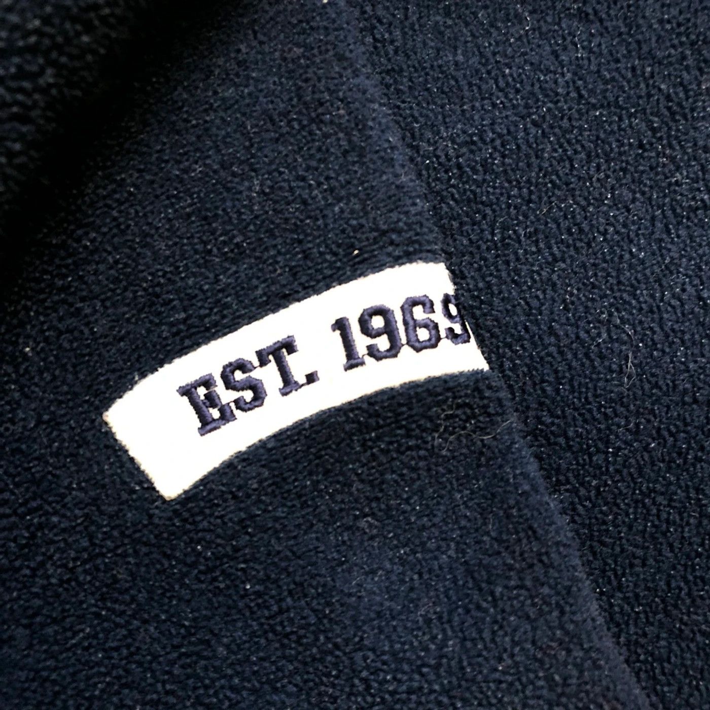 Gap Vintage Gap Hoodie Spell Out Outdoor Sweatshirt 90s Fleece Size US S / EU 44-46 / 1 - 4 Thumbnail