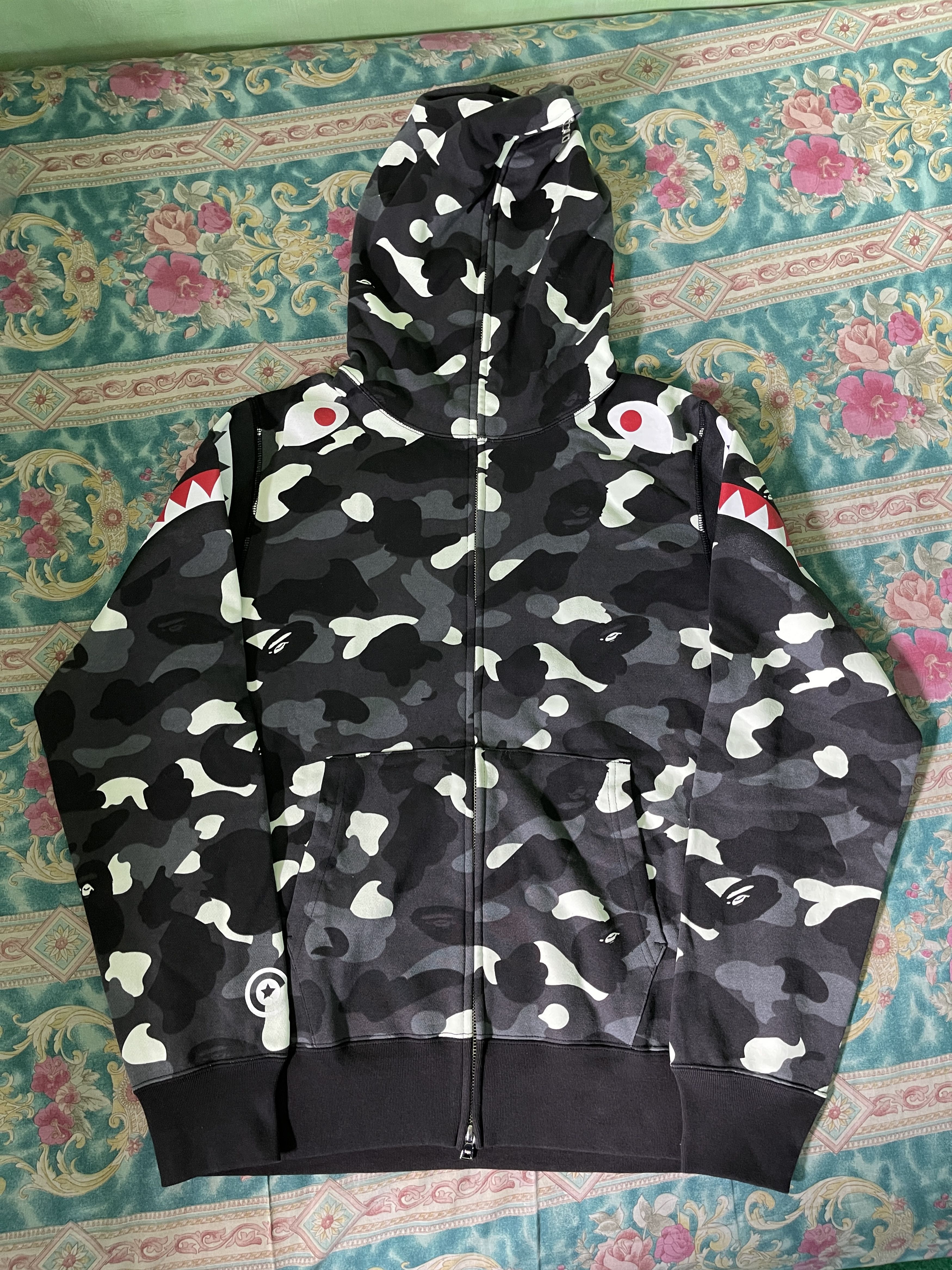 Bape City Camo PONR Shark Full Zip Hoodie Size US L / EU 52-54 / 3 - 1 Thumbnail