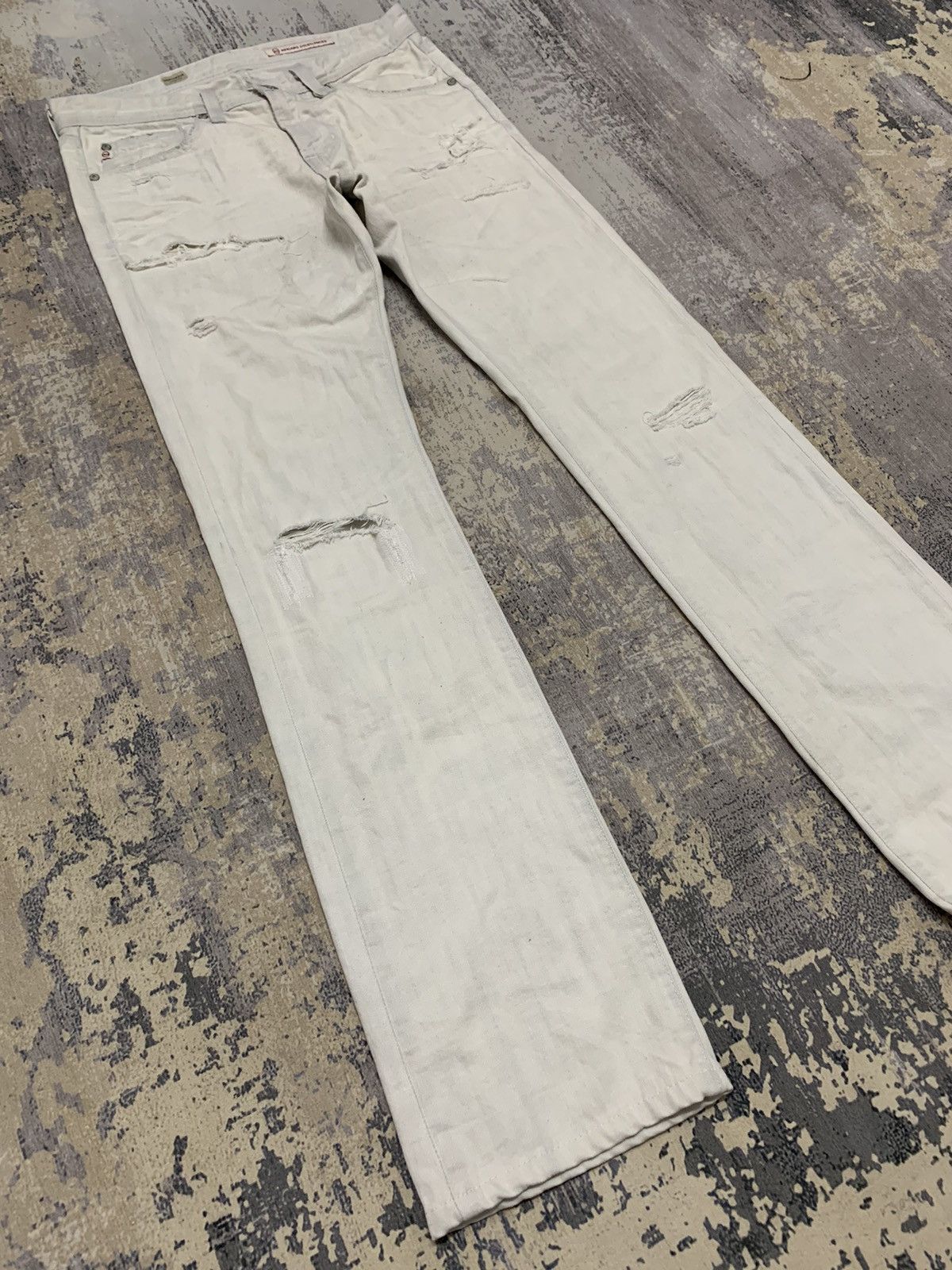 AG Adriano Goldschmied AG Adriano Goldschmied Distressed Denim Jean 31x33.5 Size US 31 - 3 Thumbnail