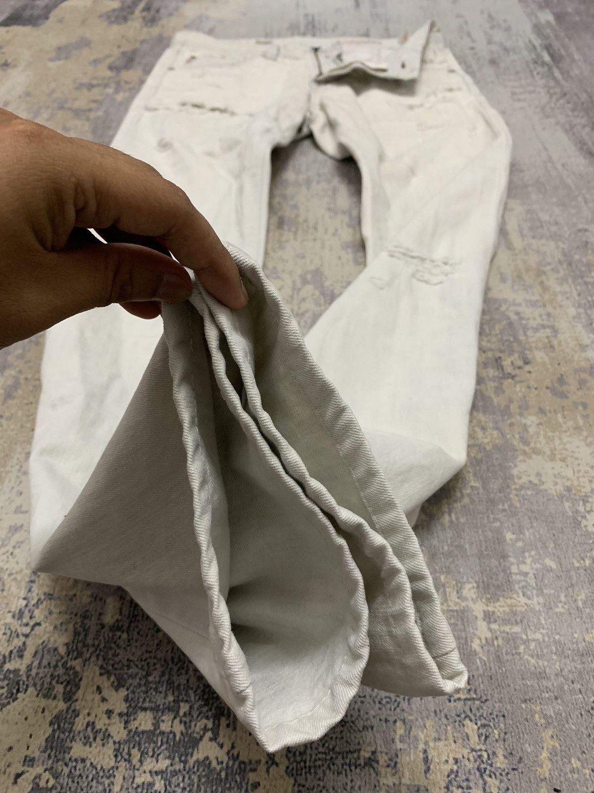 AG Adriano Goldschmied AG Adriano Goldschmied Distressed Denim Jean 31x33.5 Size US 31 - 11 Thumbnail