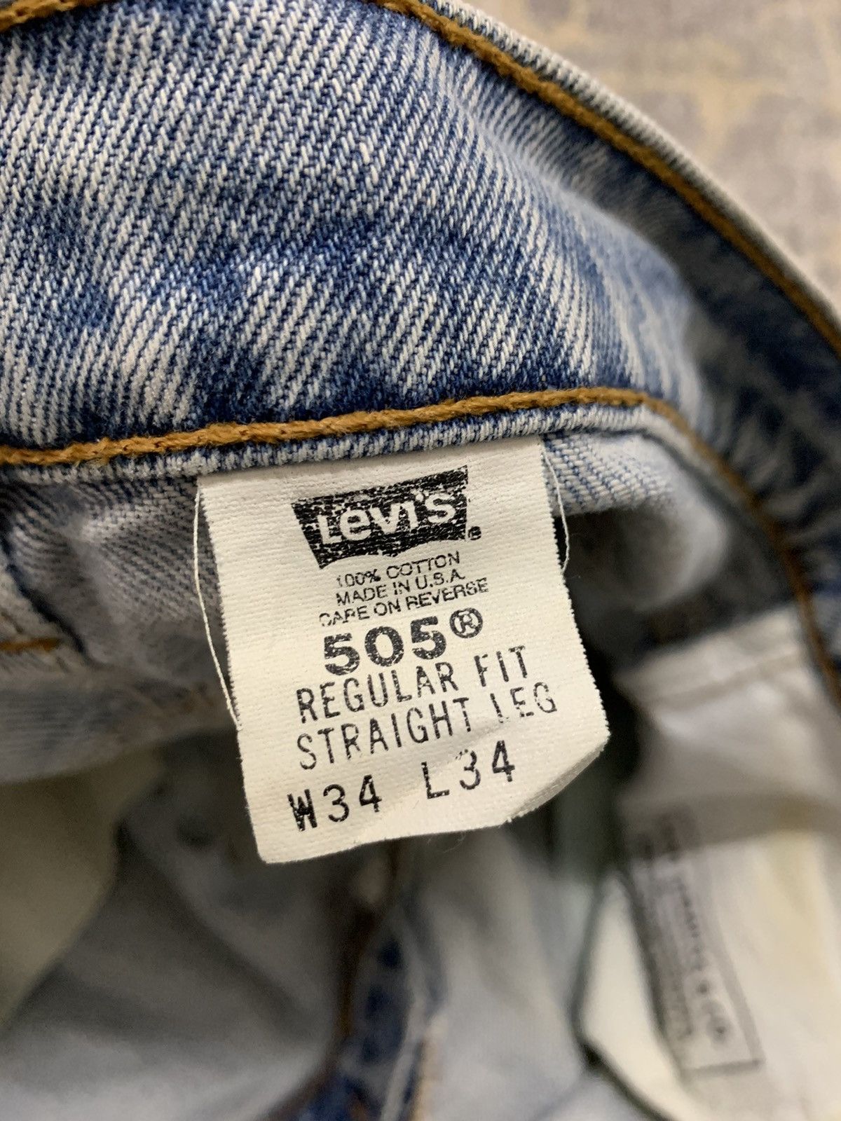 Levi's VTG Levi's 505 Made in USA Light Wash Jeans 34x35 Size US 34 / EU 50 - 12 Thumbnail