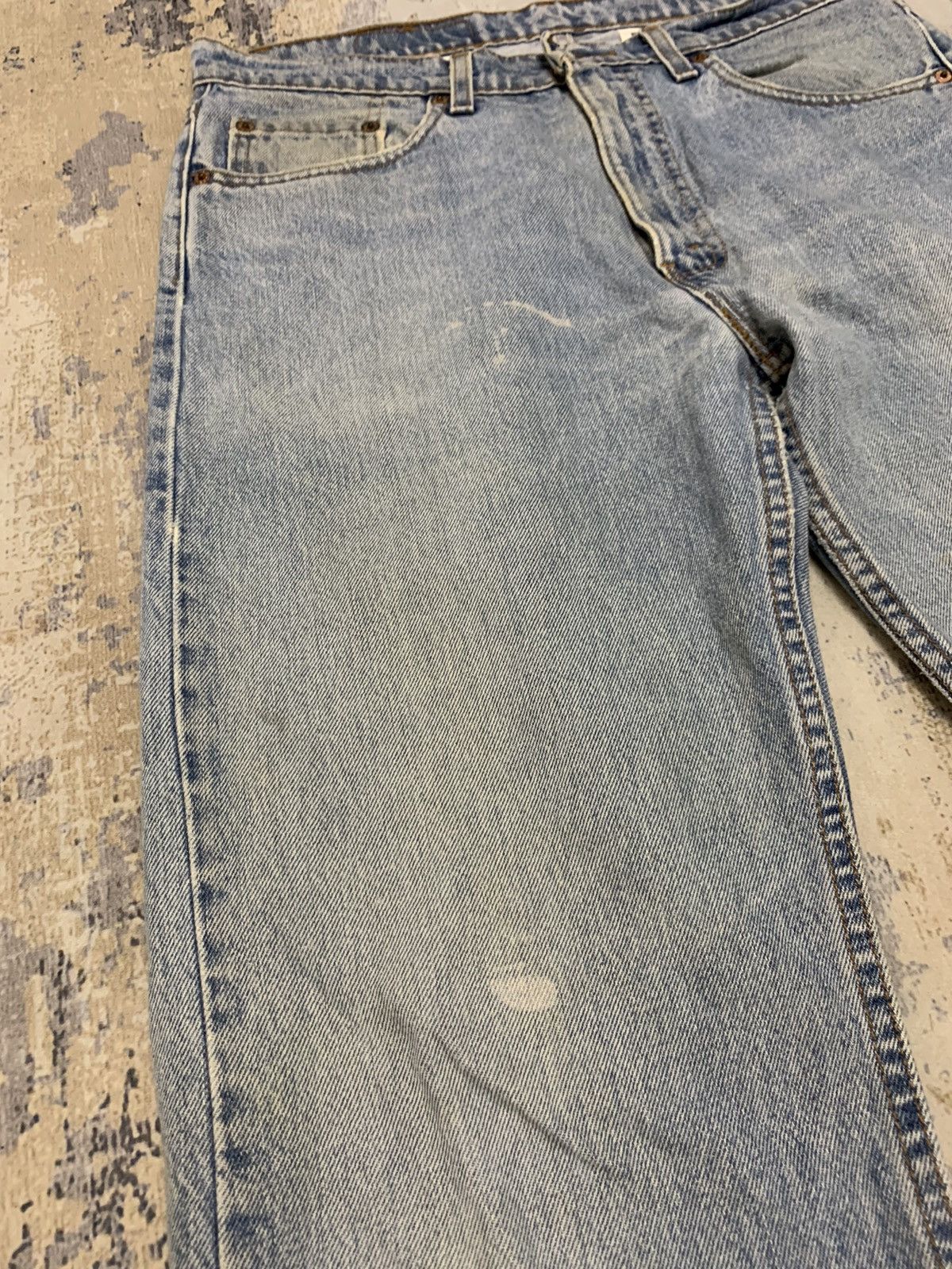 Levi's VTG Levi's 505 Made in USA Light Wash Jeans 34x35 Size US 34 / EU 50 - 3 Thumbnail