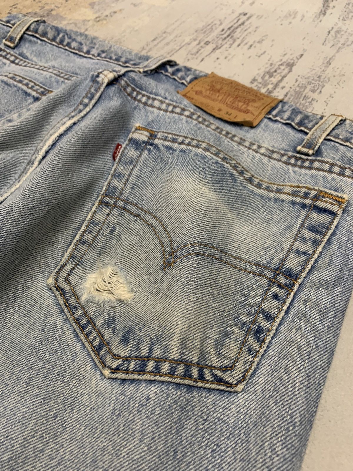Levi's VTG Levi's 505 Made in USA Light Wash Jeans 34x35 Size US 34 / EU 50 - 8 Thumbnail