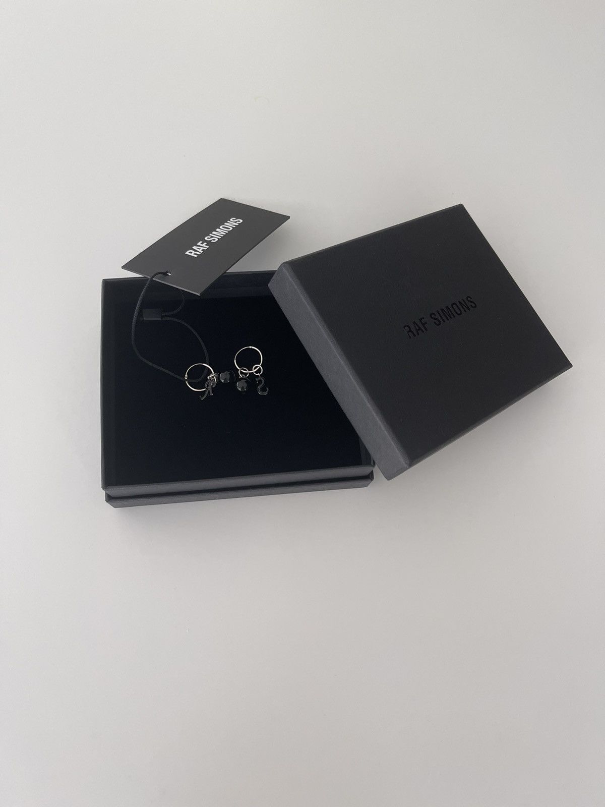 Raf Simons Raf Simons RS Pearl Earrings Size ONE SIZE - 4 Thumbnail