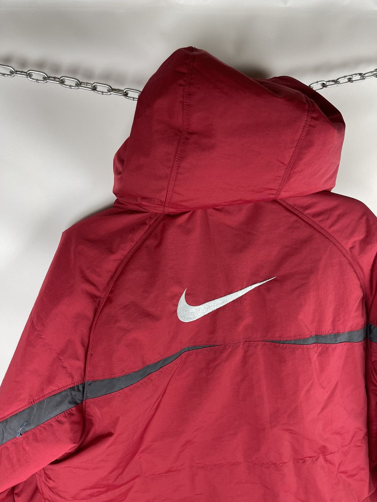Nike Nike vintage y2k red big swoosh logo puffer jacket Size US M / EU 48-50 / 2 - 12 Thumbnail