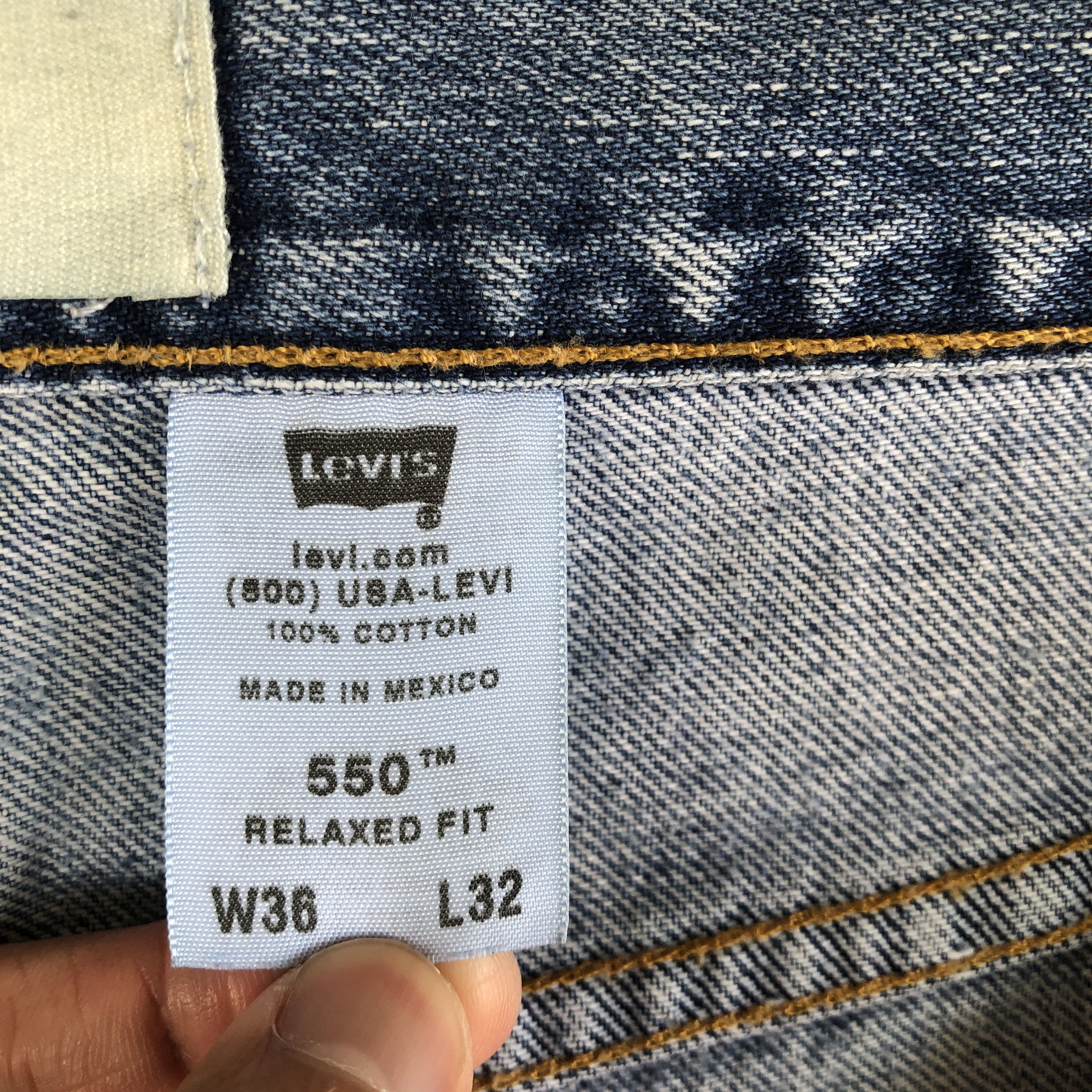 Levi's Vintage Levi's 550 Light Wash Jeans Levis Ripped Denim Size US 34 / EU 50 - 9 Thumbnail