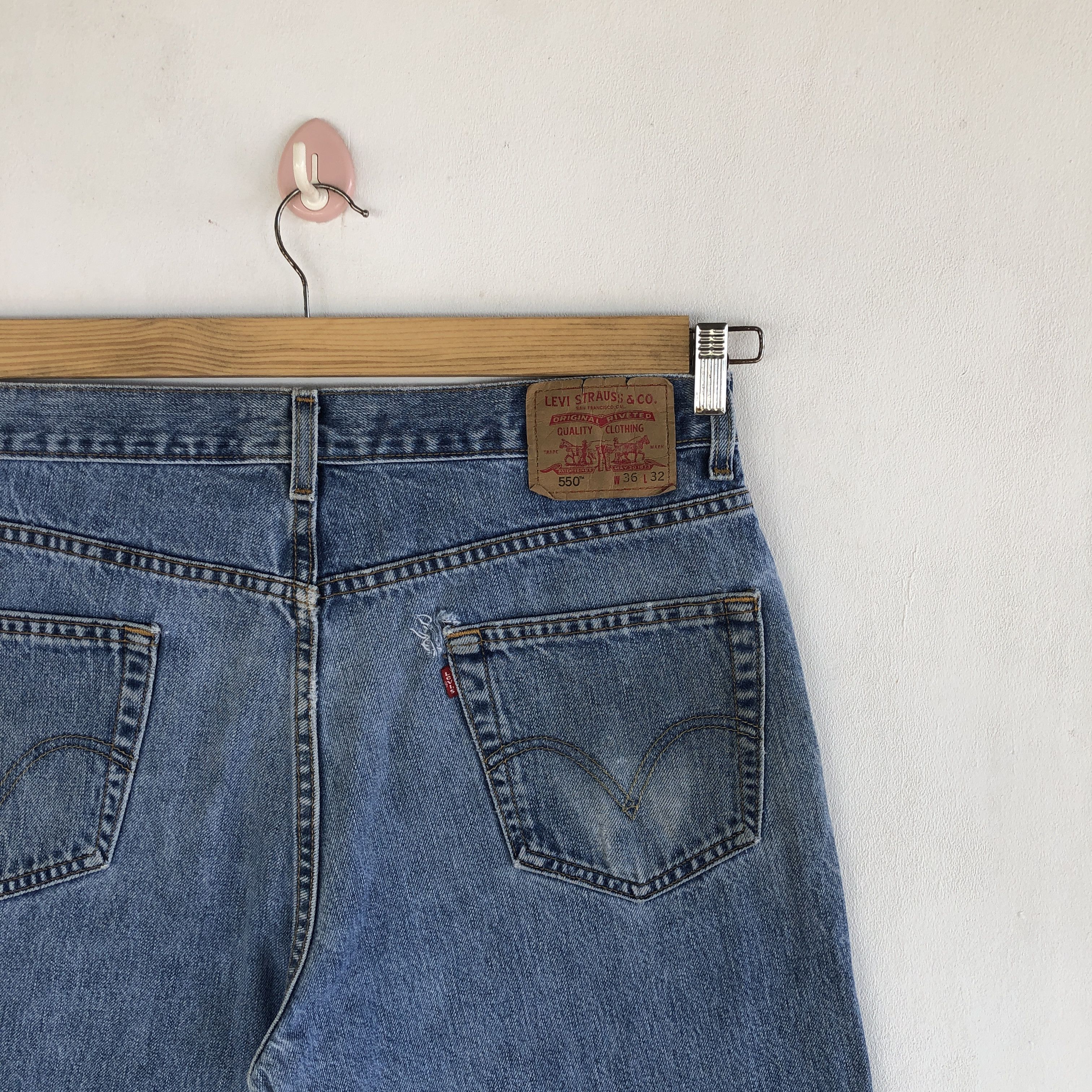 Levi's Vintage Levi's 550 Light Wash Jeans Levis Ripped Denim Size US 34 / EU 50 - 5 Thumbnail