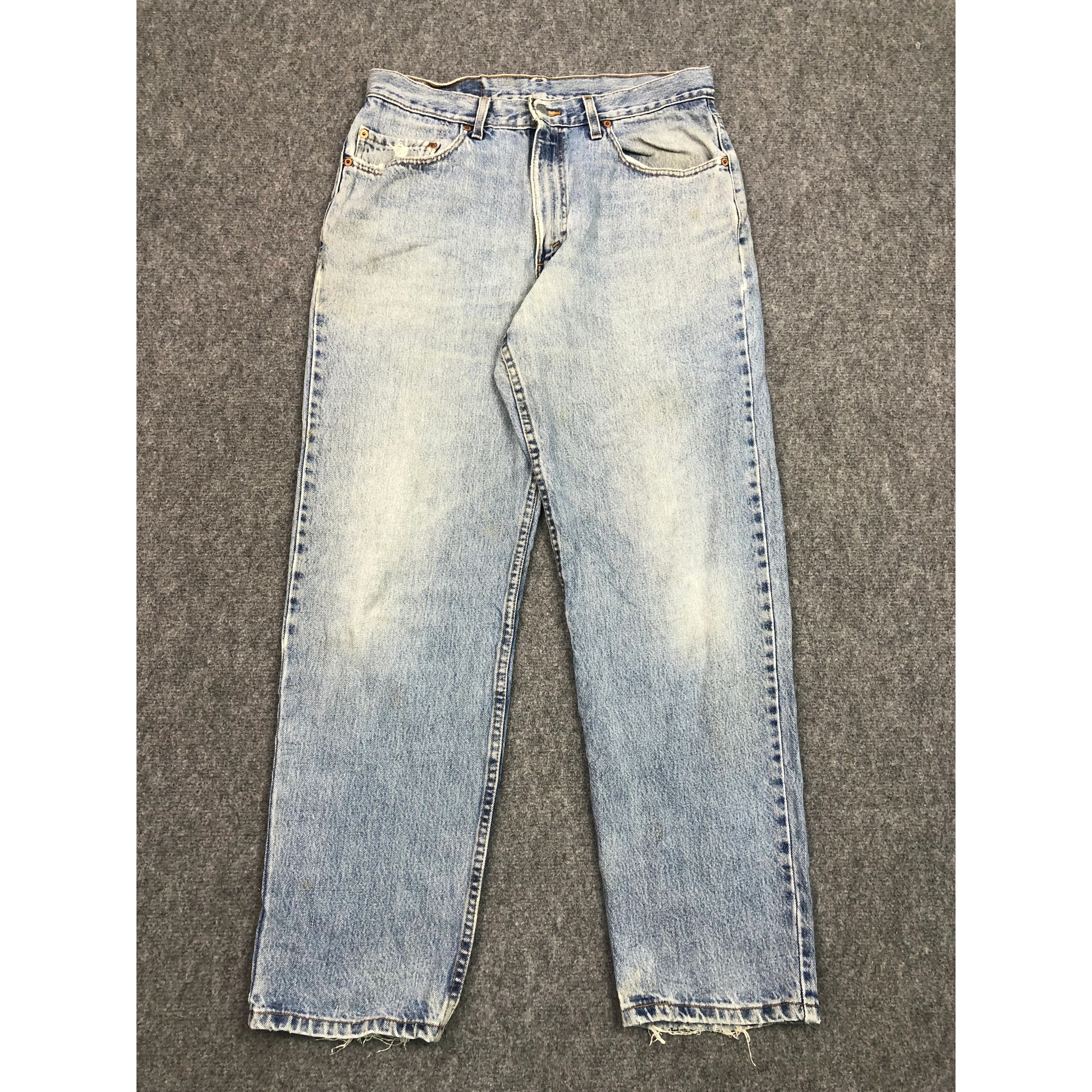 image of 90's Sun Faded Levis 550 Jeans Lightwash in Light Blue Jeans, Men's (Size 34)