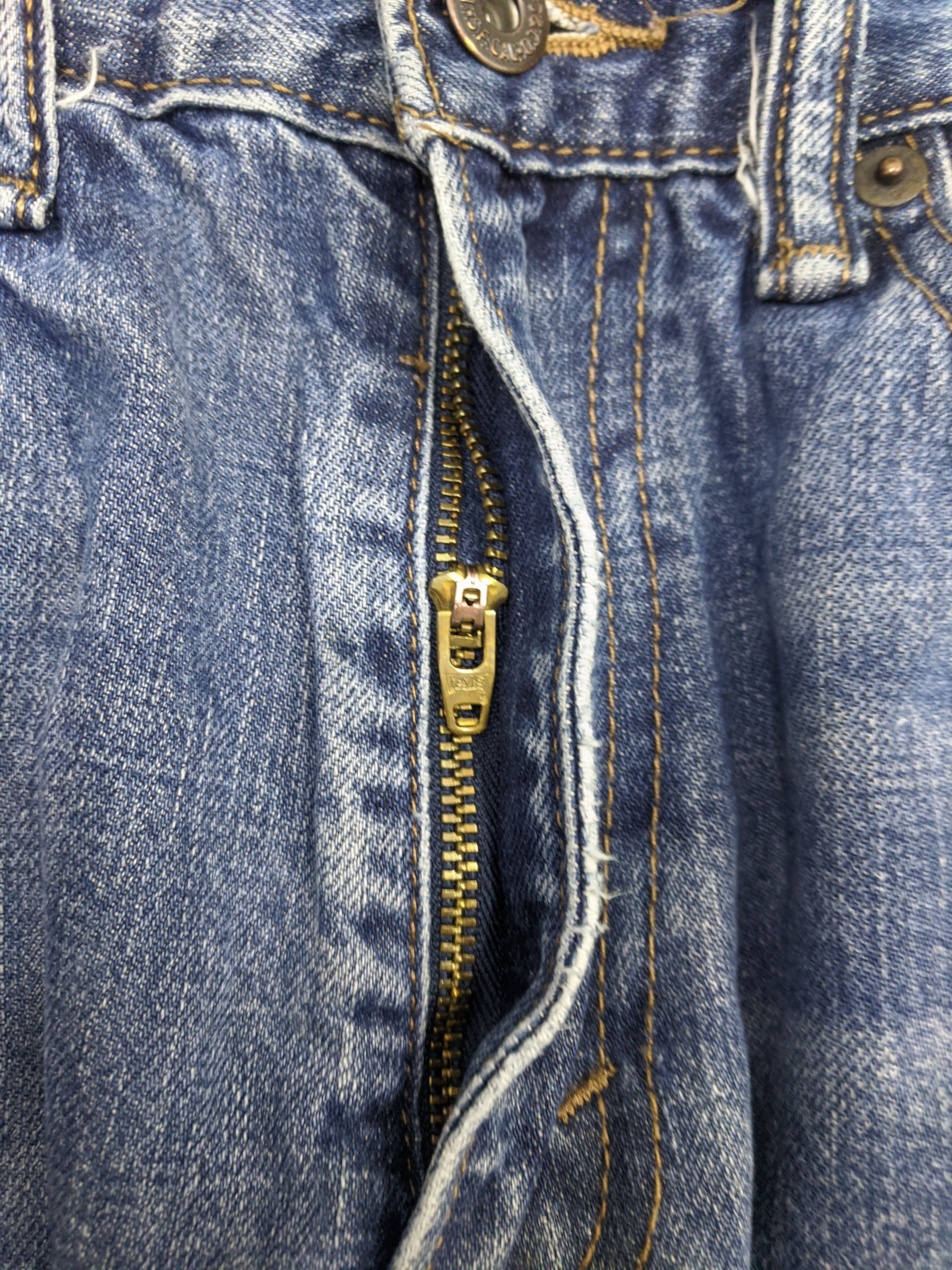 Levi's × Vintage Vintage Levis 505 Light Wash Jeans DP0775 Size US 34 / EU 50 - 13 Thumbnail