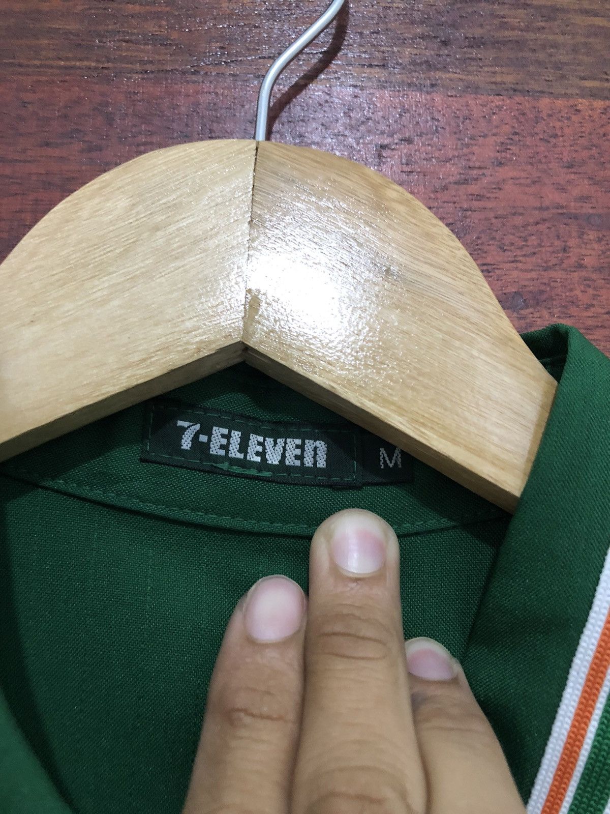 Uniform Wares × Vintage Vintage 90’s 7 Eleven Uniform Worker Embroidery Logo Shirt Size US M / EU 48-50 / 2 - 7 Thumbnail