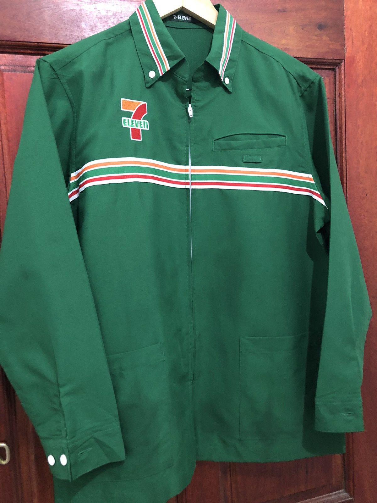 Uniform Wares × Vintage Vintage 90’s 7 Eleven Uniform Worker Embroidery Logo Shirt Size US M / EU 48-50 / 2 - 3 Thumbnail