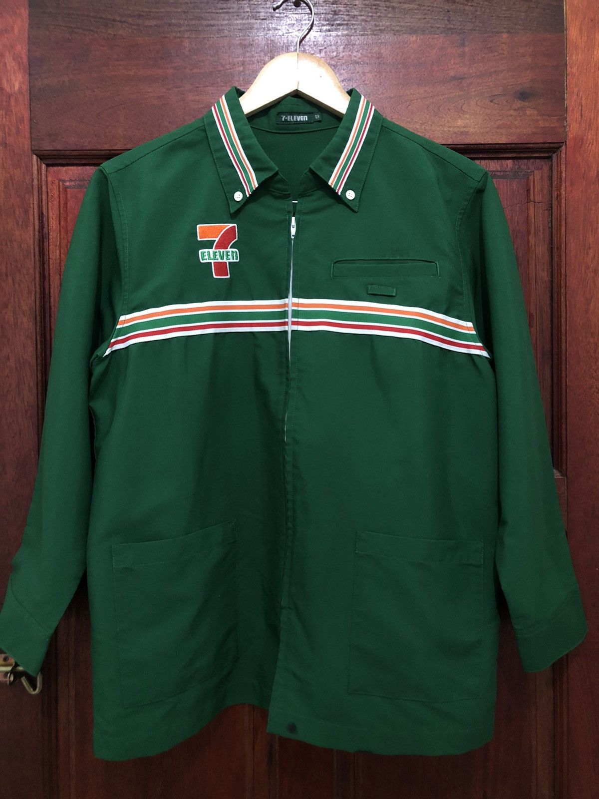 Uniform Wares Vintage 90’s 7 Eleven Uniform Worker Embroidery Logo Shirt Size US M / EU 48-50 / 2 - 1 Thumbnail