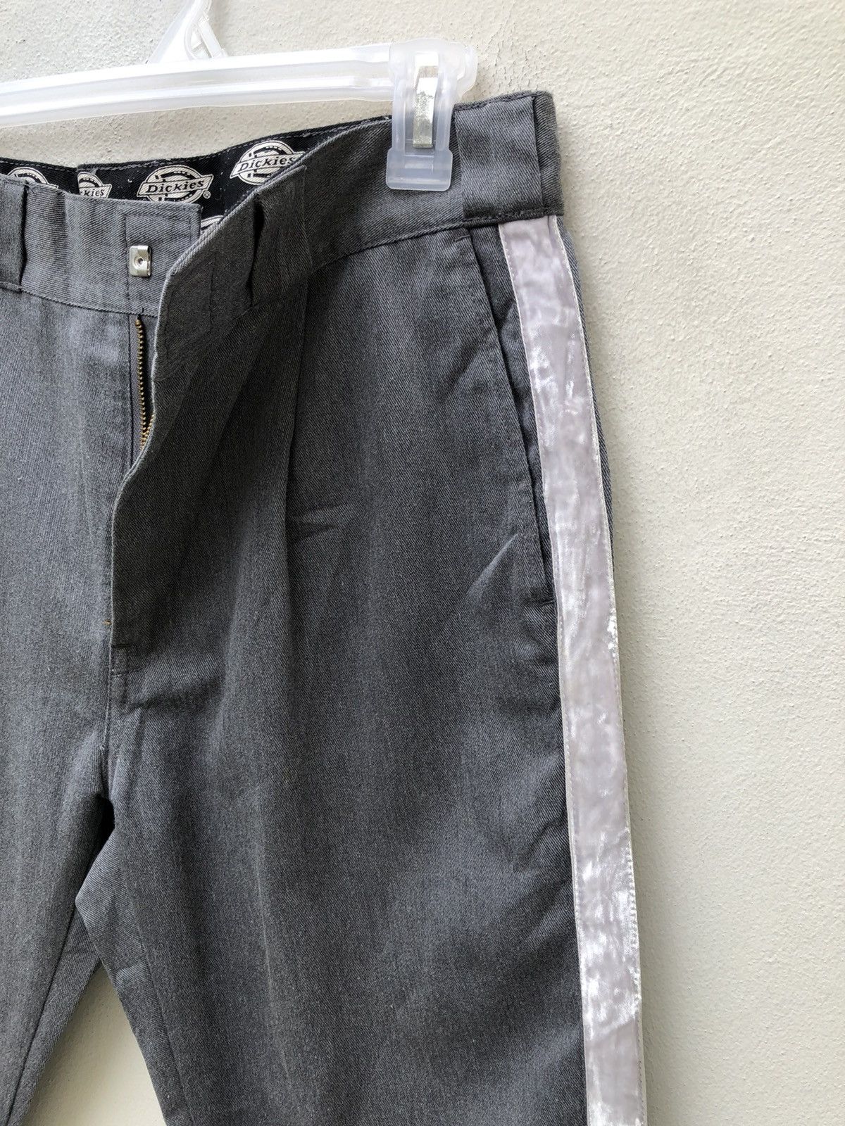 Dickies Discovered Japan X Dickies Side Tape Cropped Pant Size US 30 / EU 46 - 5 Thumbnail