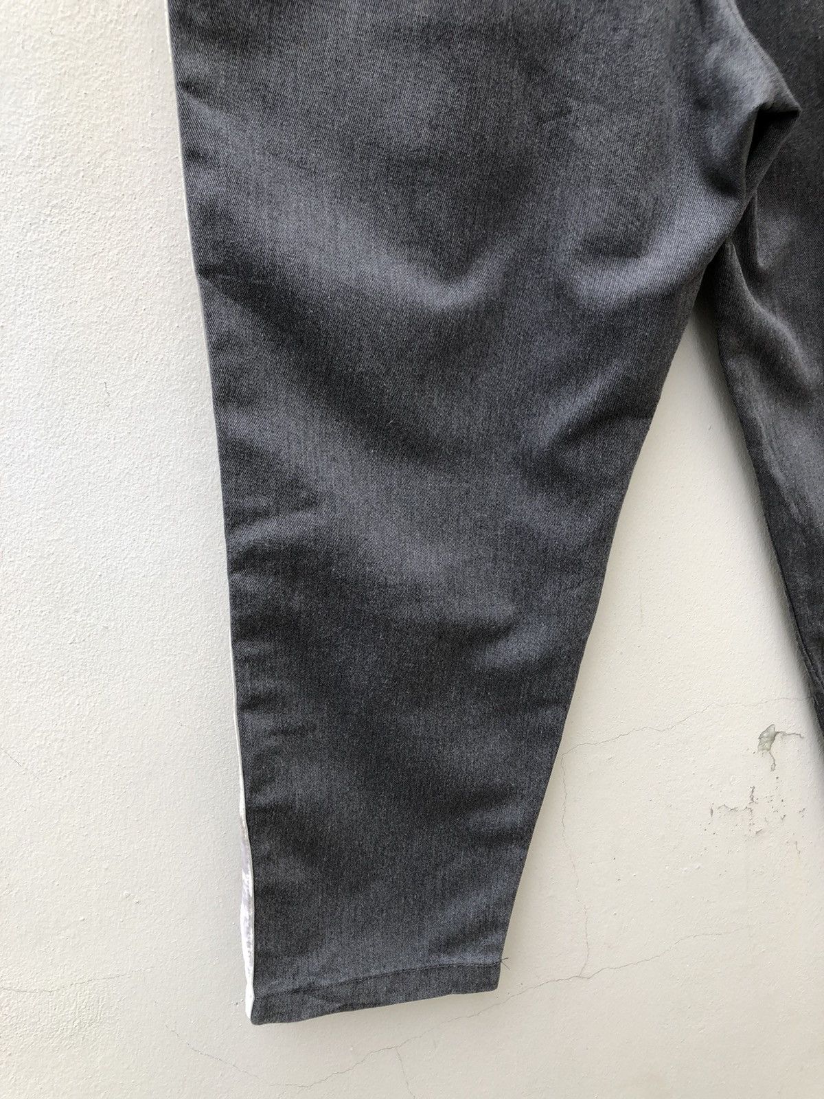 Dickies Discovered Japan X Dickies Side Tape Cropped Pant Size US 30 / EU 46 - 9 Thumbnail