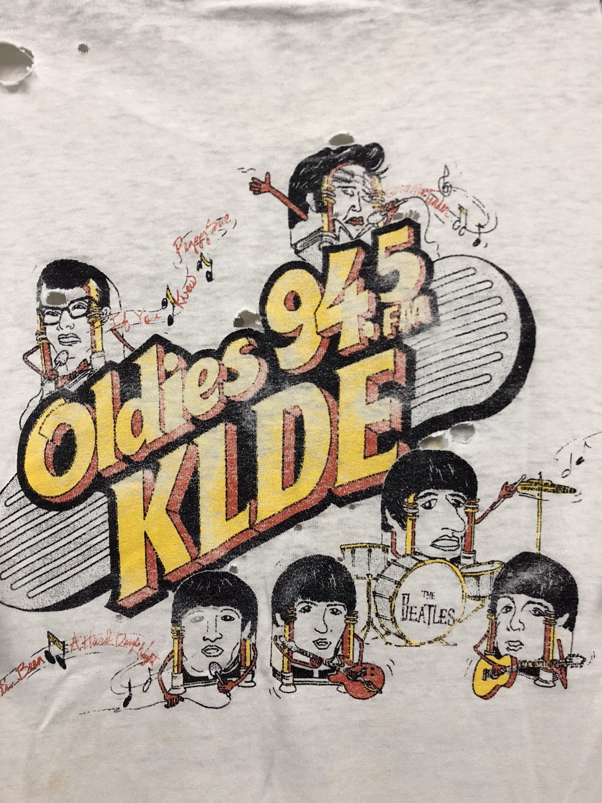Band Tees × Vintage Vintage 90s Rare The Beatles Distressed T Shirt Size US L / EU 52-54 / 3 - 4 Thumbnail