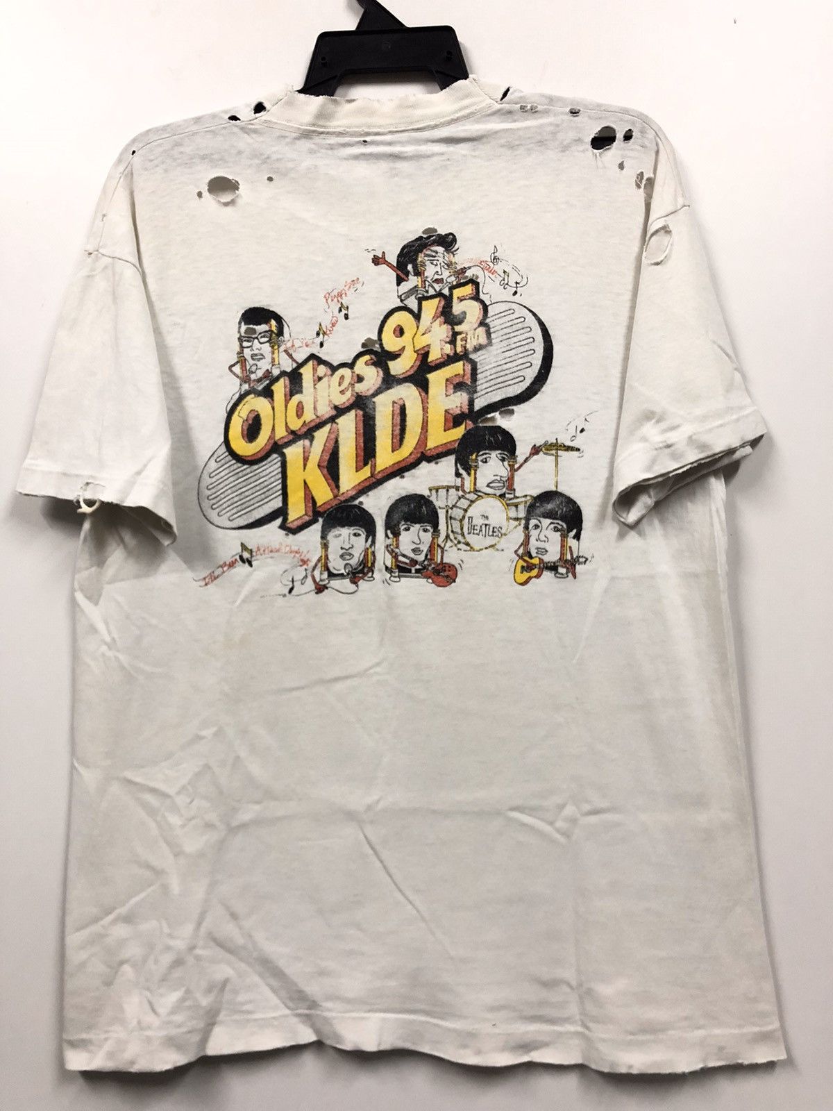Band Tees × Vintage Vintage 90s Rare The Beatles Distressed T Shirt Size US L / EU 52-54 / 3 - 2 Thumbnail