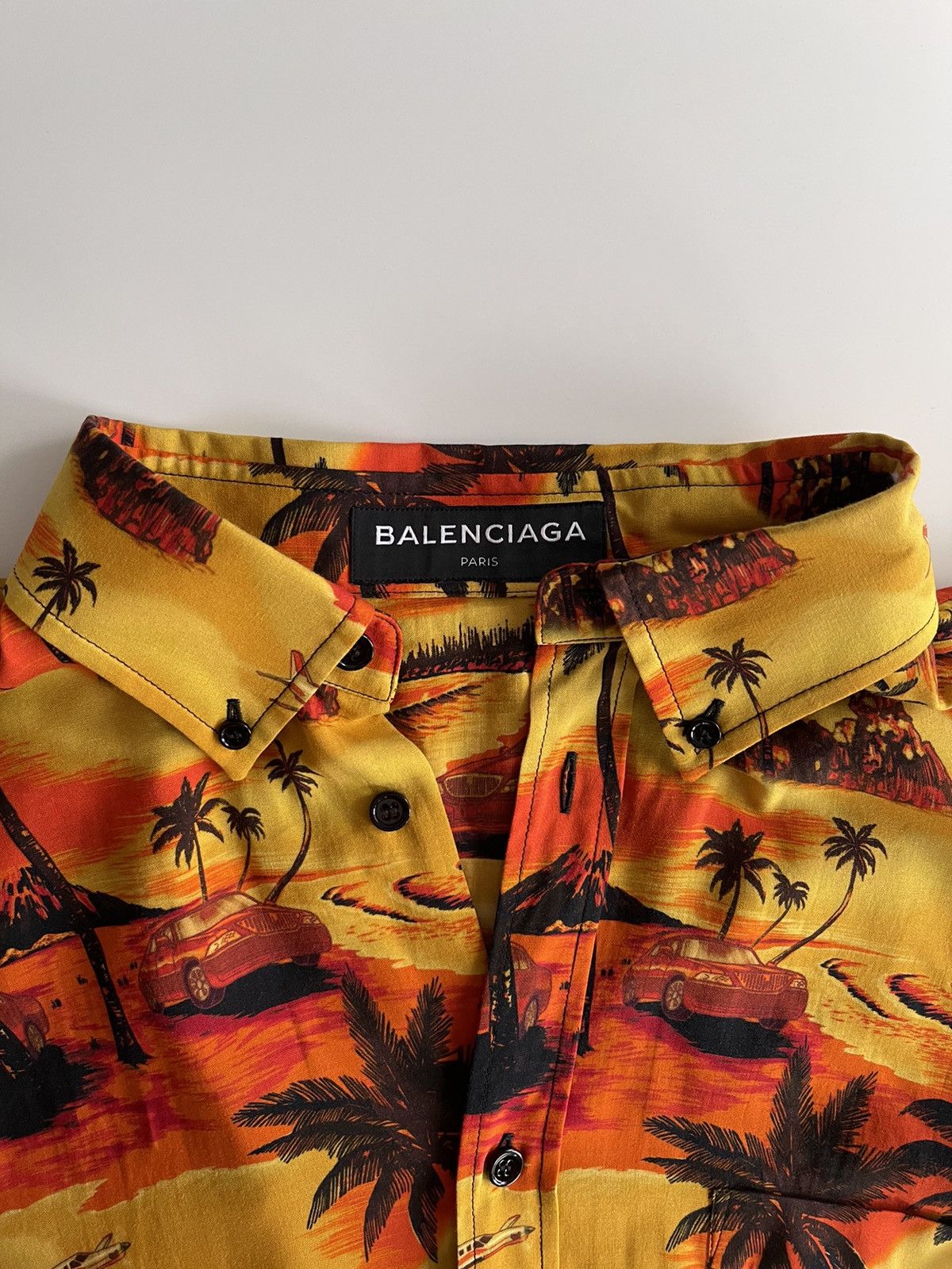 Balenciaga 🔥SUPER RARE🔥Balenciaga Runway 2018 Hawaiian Print Shirt Size US M / EU 48-50 / 2 - 4 Thumbnail