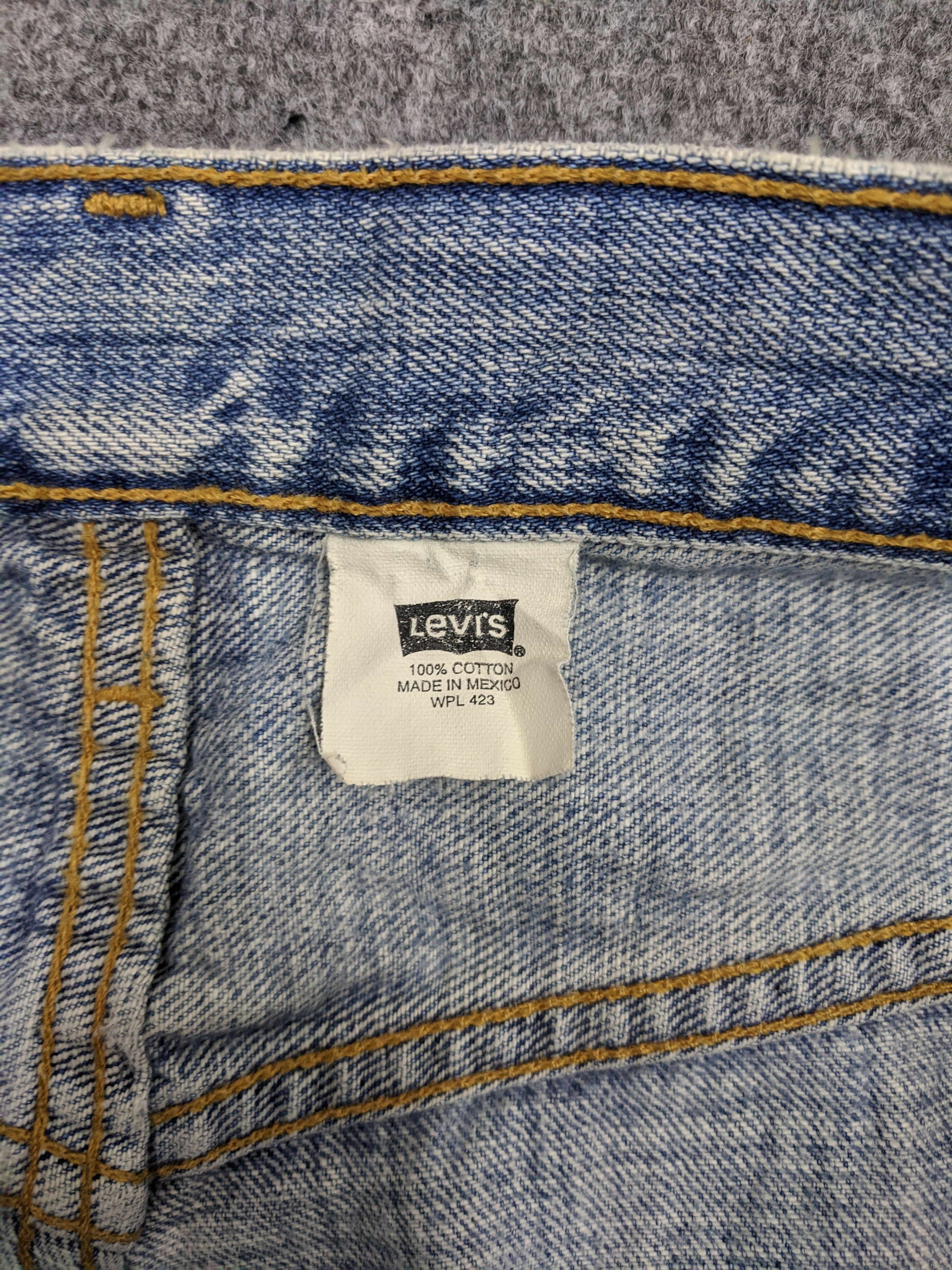 Levi's Vintage Sun Faded 90s Levis 501 Lightwash Jeans DP0827 Size US 34 / EU 50 - 7 Thumbnail
