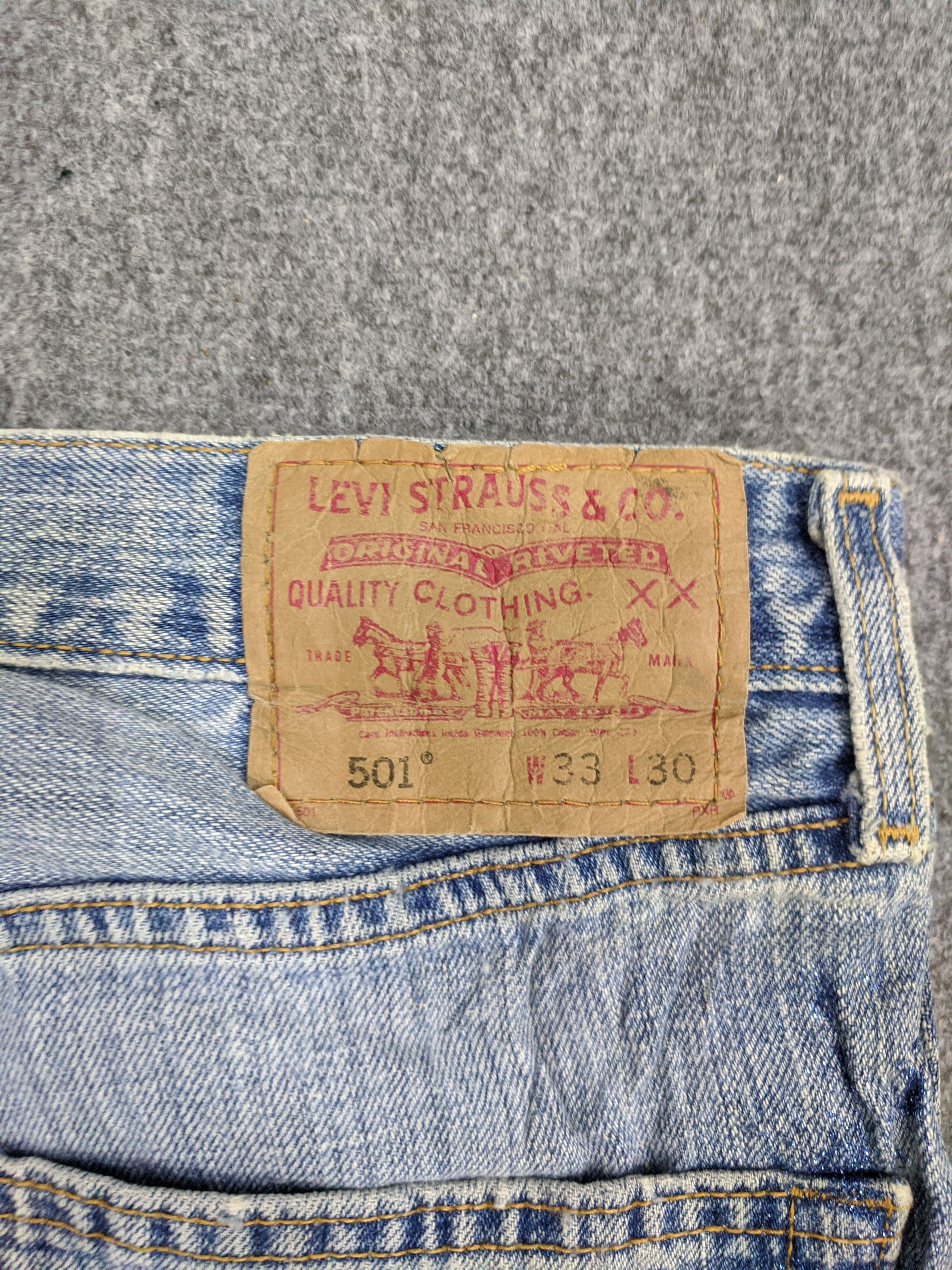 Levi's Vintage Sun Faded 90s Levis 501 Lightwash Jeans DP0827 Size US 34 / EU 50 - 5 Thumbnail