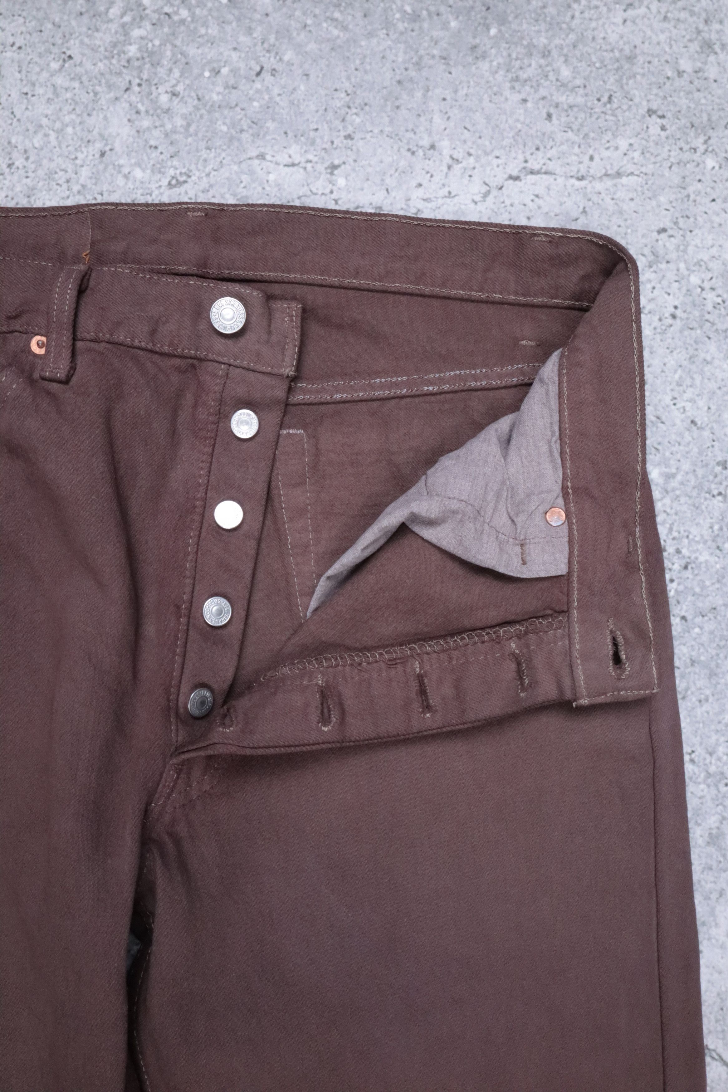 Levi's × Levi's Vintage Clothing × Vintage Levis 501 Made in USA Button Fly White Denim Jeans Size US 34 / EU 50 - 5 Thumbnail