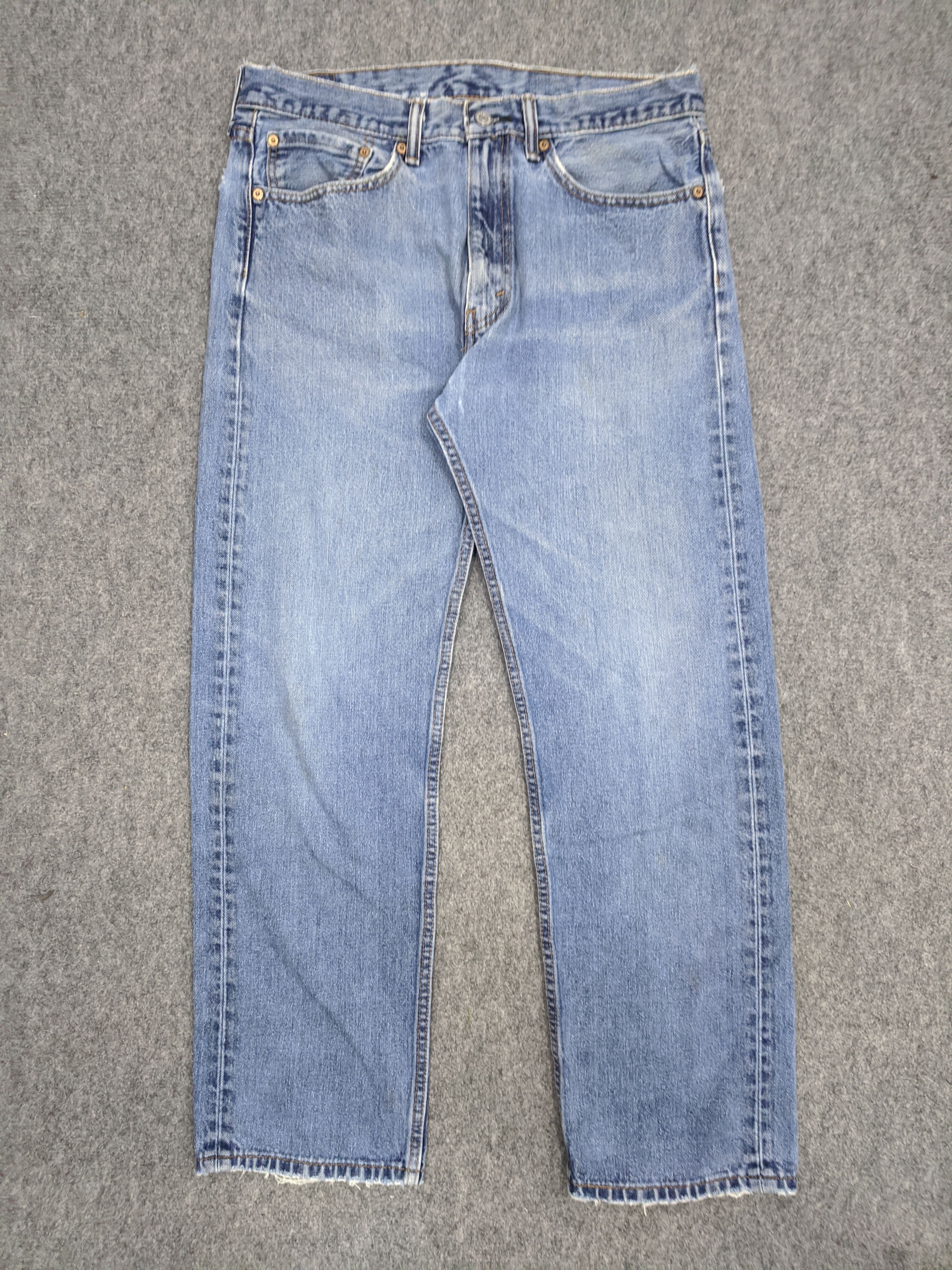 Levi's × Vintage Vintage Levis 505 Light Wash Jeans DP0878 Size US 34 / EU 50 - 1 Thumbnail