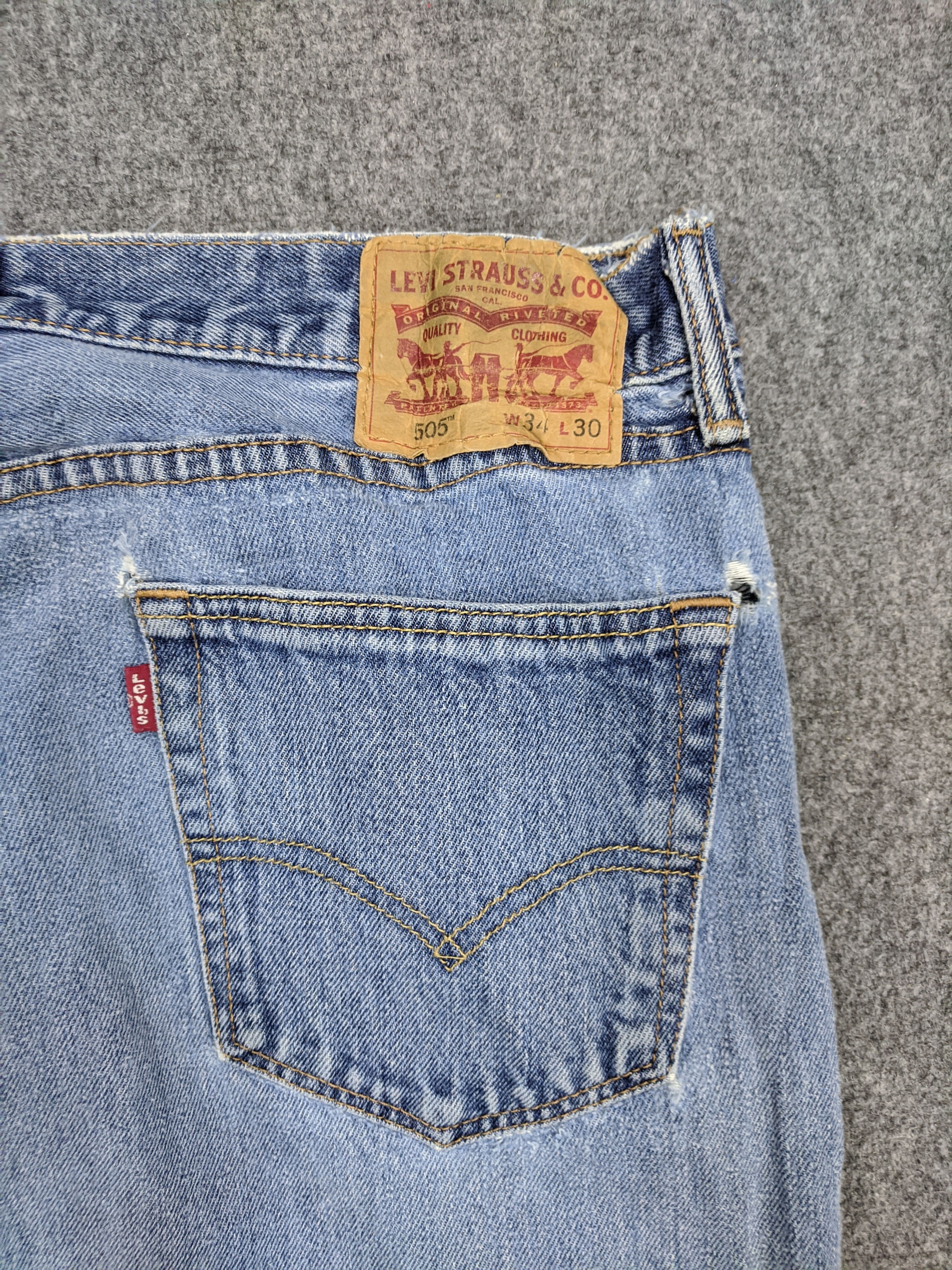 Levi's × Vintage Vintage Levis 505 Light Wash Jeans DP0878 Size US 34 / EU 50 - 11 Thumbnail