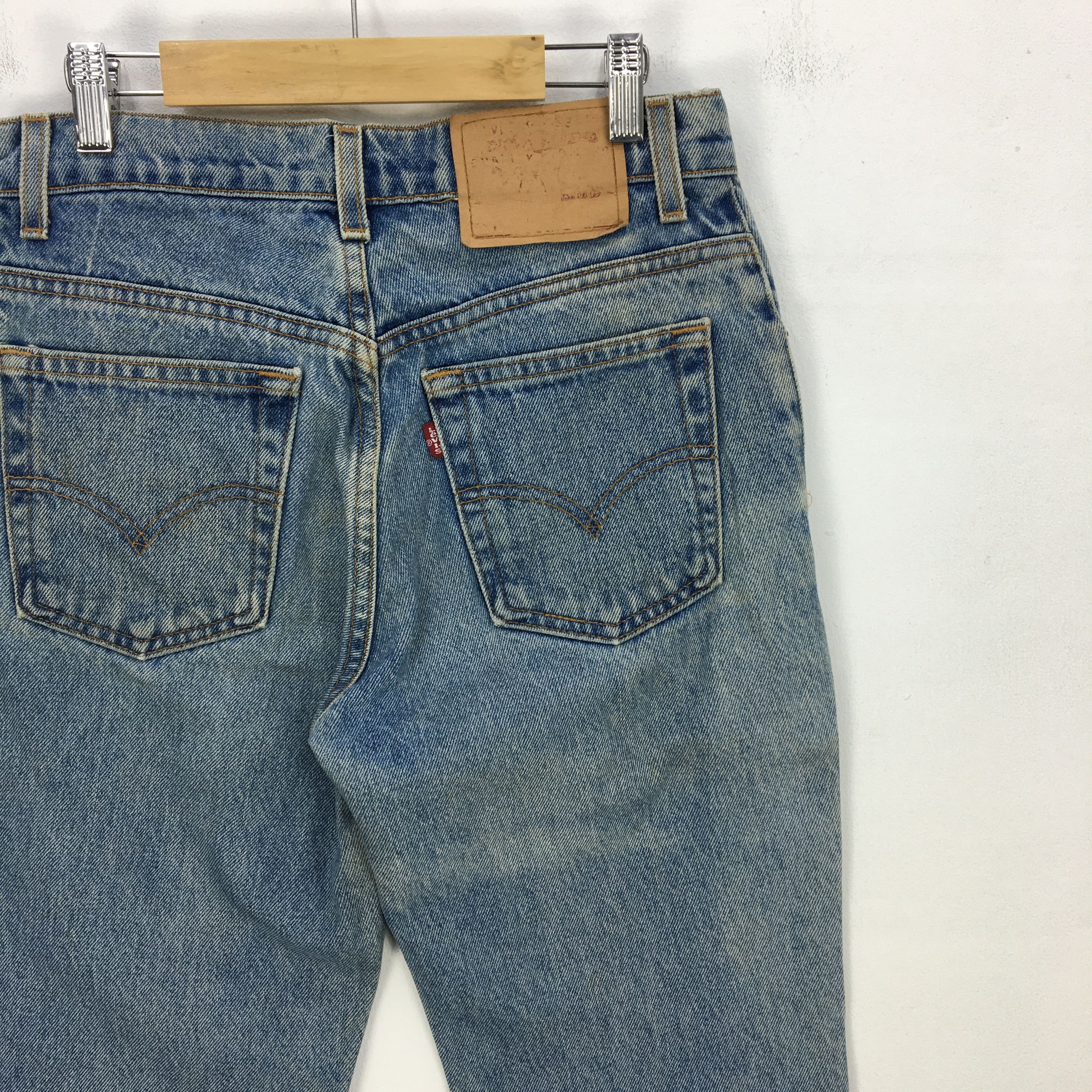Levi's Vintage Levis 517 Bootcut Jeans Levi's Bell Bottom Denim Size 26" / US 2 / IT 38 - 8 Thumbnail
