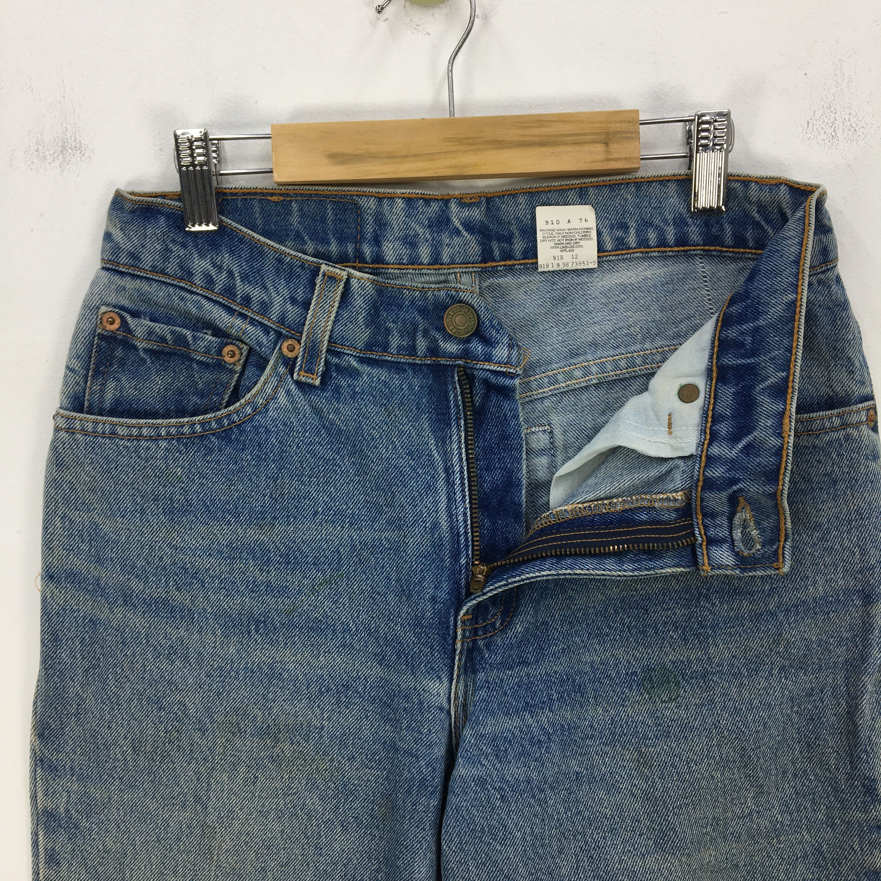 Levi's Vintage Levis 517 Bootcut Jeans Levi's Bell Bottom Denim Size 26" / US 2 / IT 38 - 11 Thumbnail