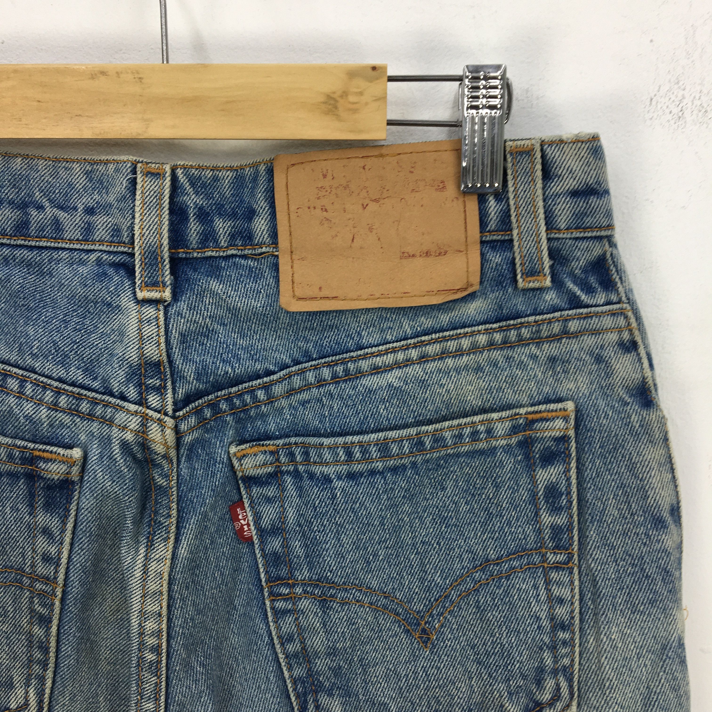 Levi's Vintage Levis 517 Bootcut Jeans Levi's Bell Bottom Denim Size 26" / US 2 / IT 38 - 9 Thumbnail