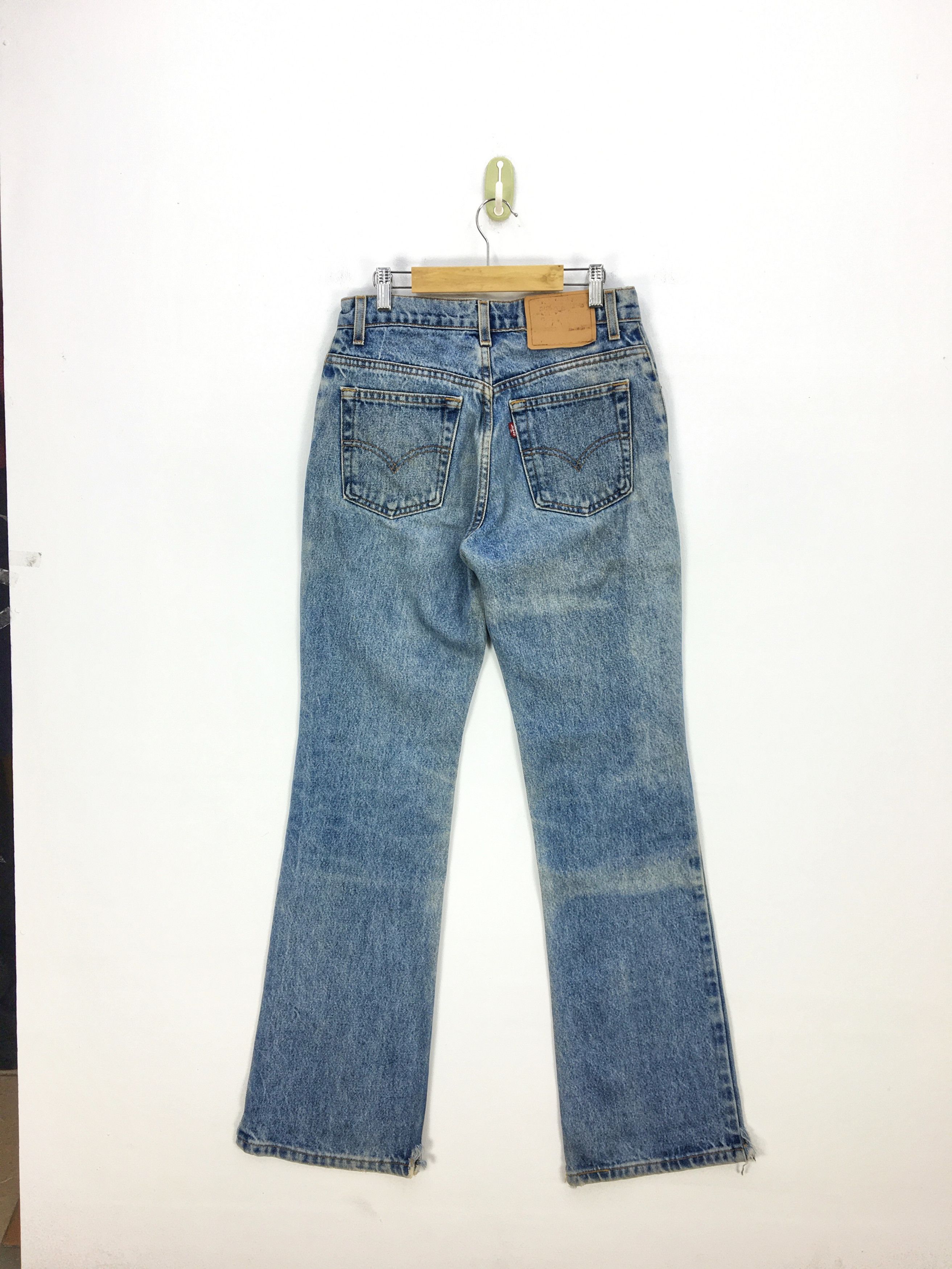 Levi's Vintage Levis 517 Bootcut Jeans Levi's Bell Bottom Denim Size 26" / US 2 / IT 38 - 2 Thumbnail