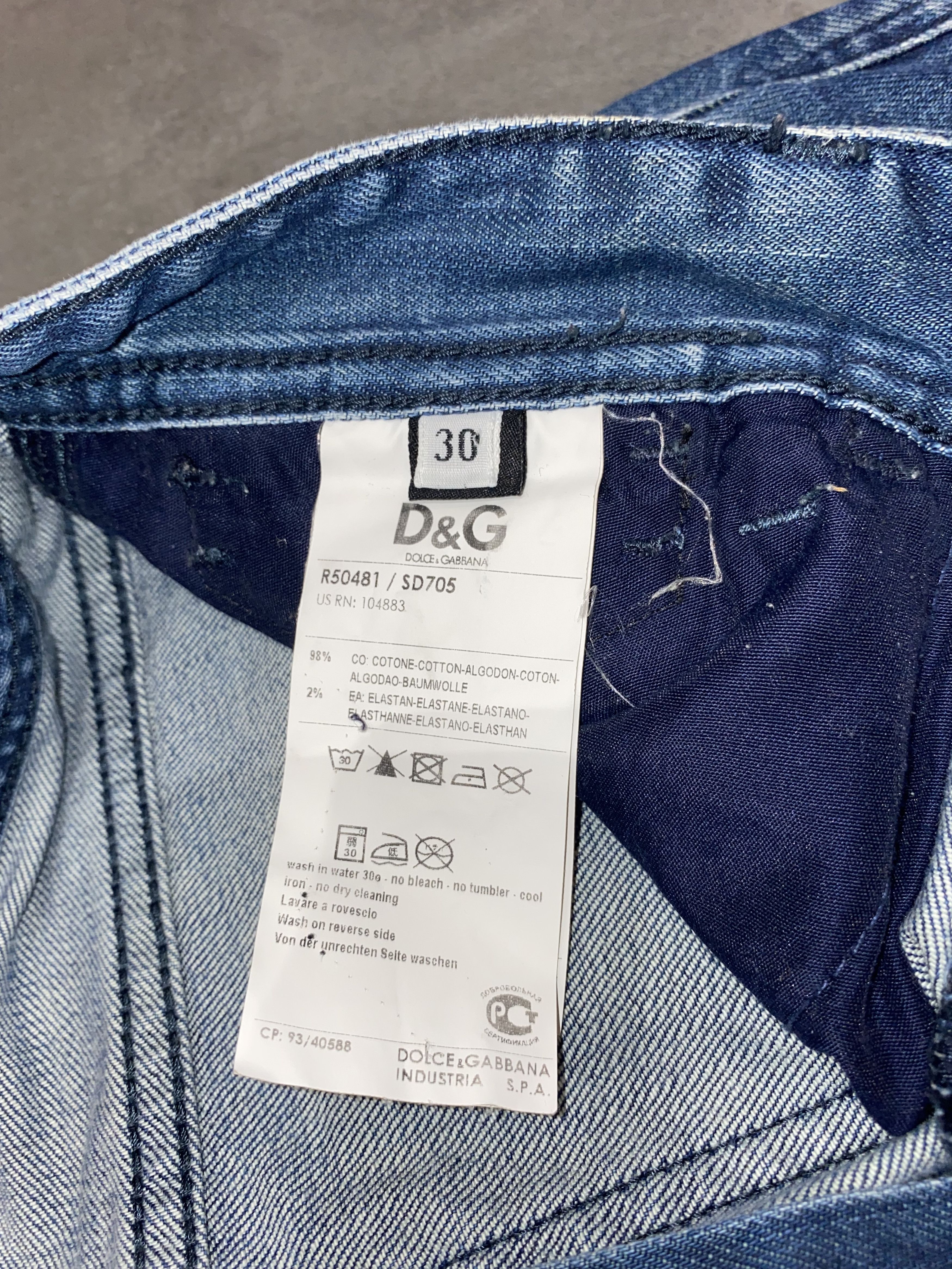 Dolce & Gabbana Dolce & Gabbana Patch Logo Light Indigo Denim Pants Size US 30 / EU 46 - 14 Thumbnail