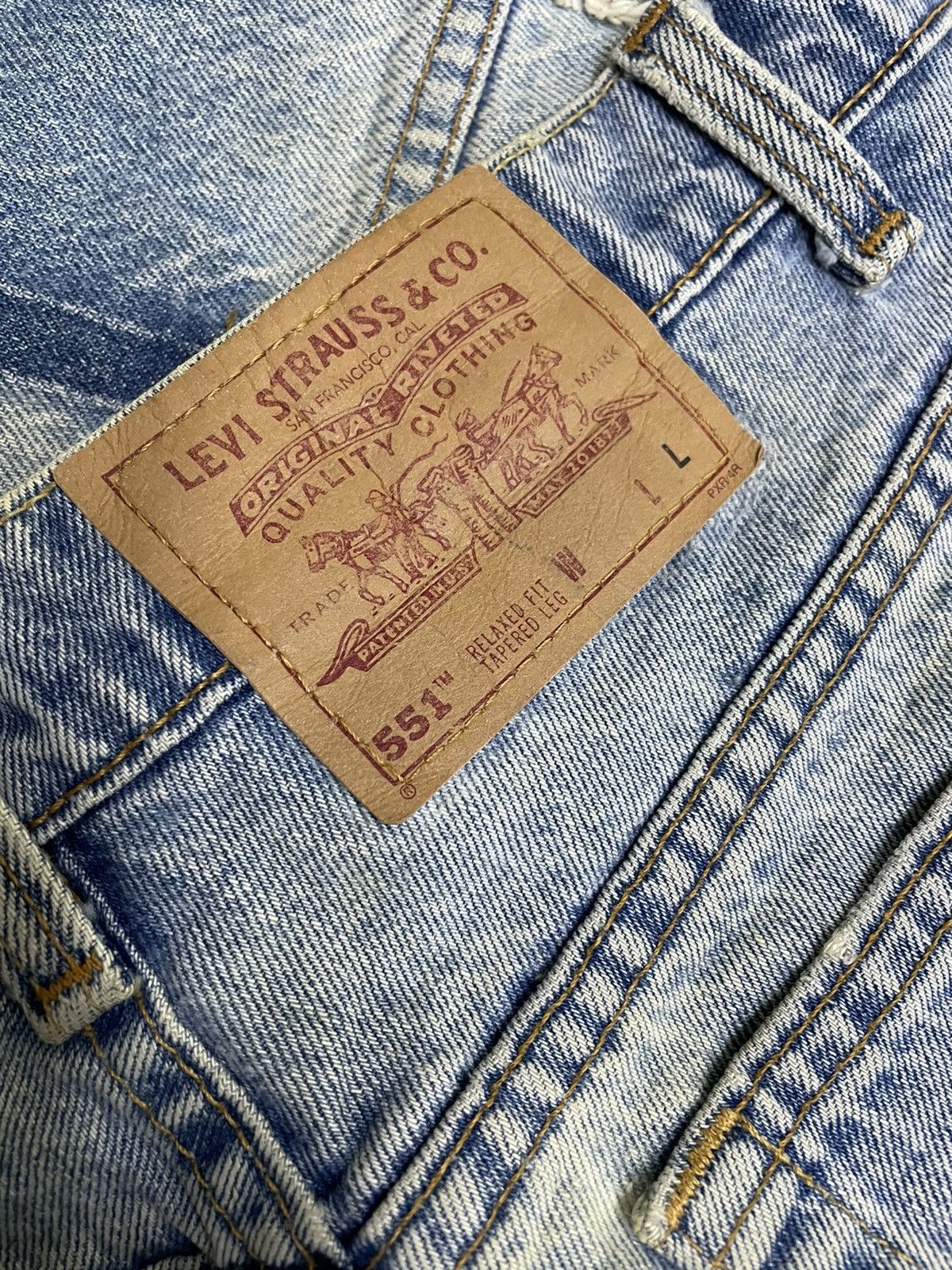 Levi's Vintage Levi’s 551 Custom Made Patchwork Denim Size US 32 / EU 48 - 7 Thumbnail