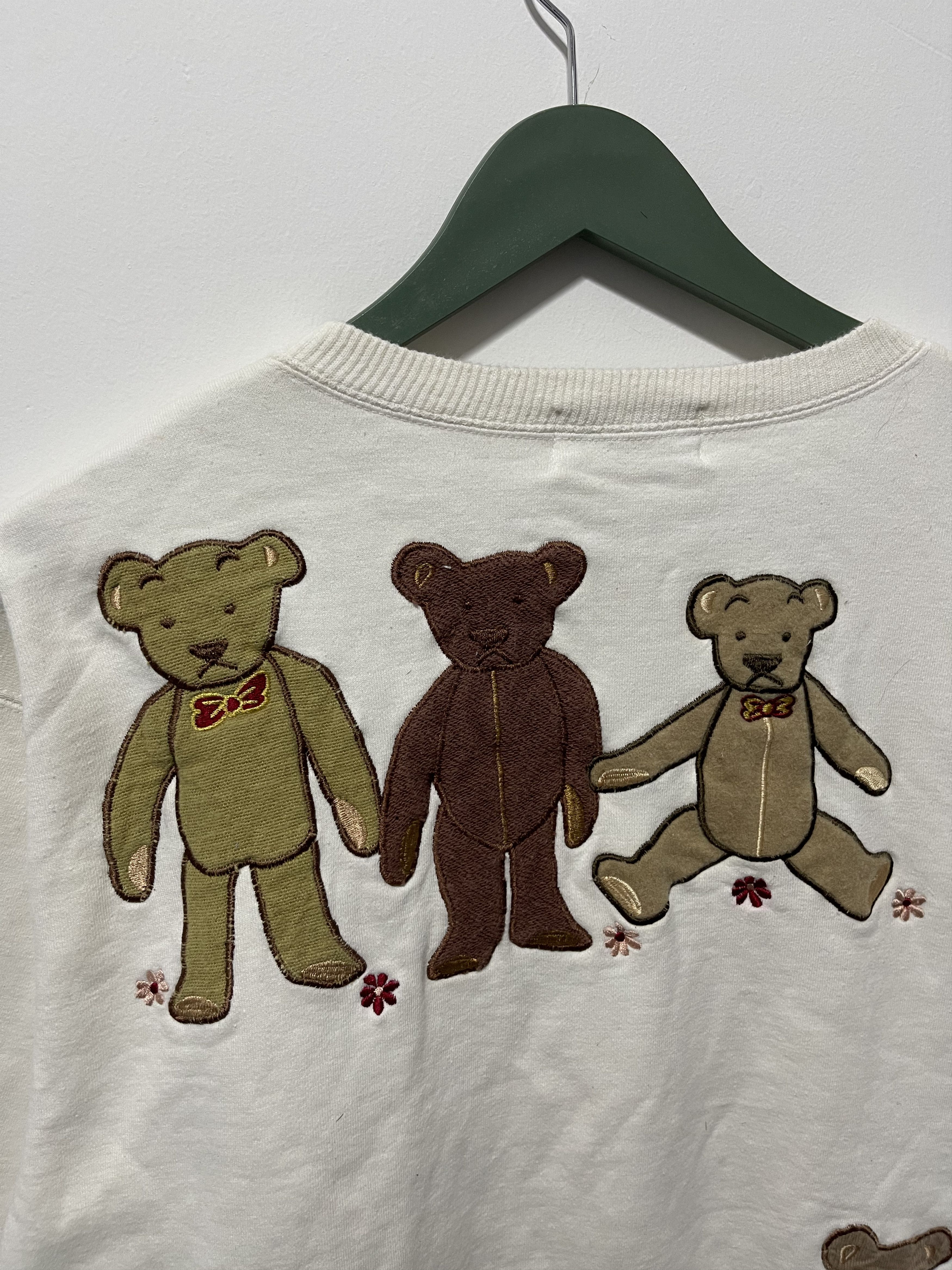 Japanese Brand Vintage Bear Big Logo Embroidered Buttonned Cardigan Size US S / EU 44-46 / 1 - 5 Thumbnail