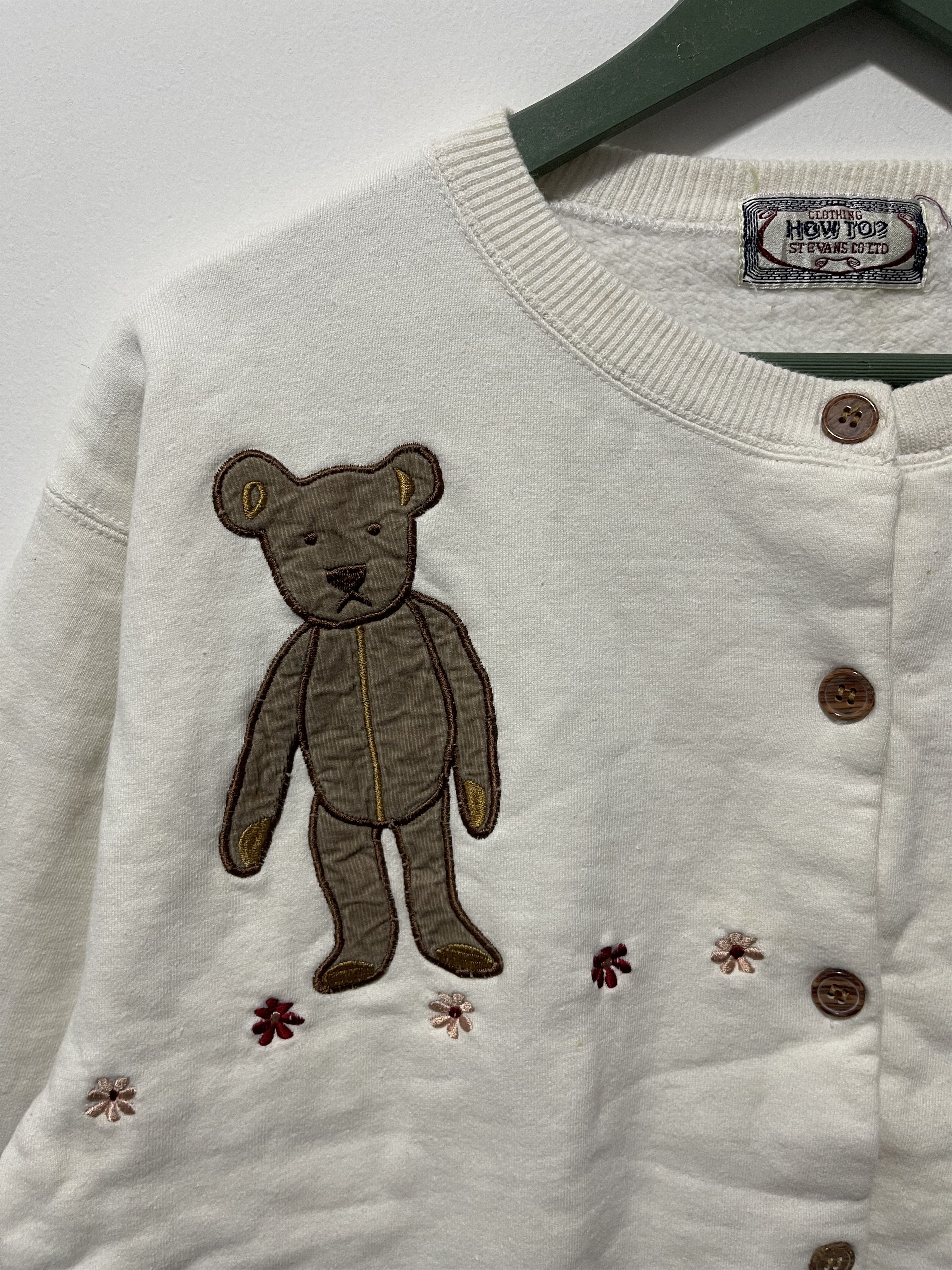 Japanese Brand Vintage Bear Big Logo Embroidered Buttonned Cardigan Size US S / EU 44-46 / 1 - 3 Thumbnail