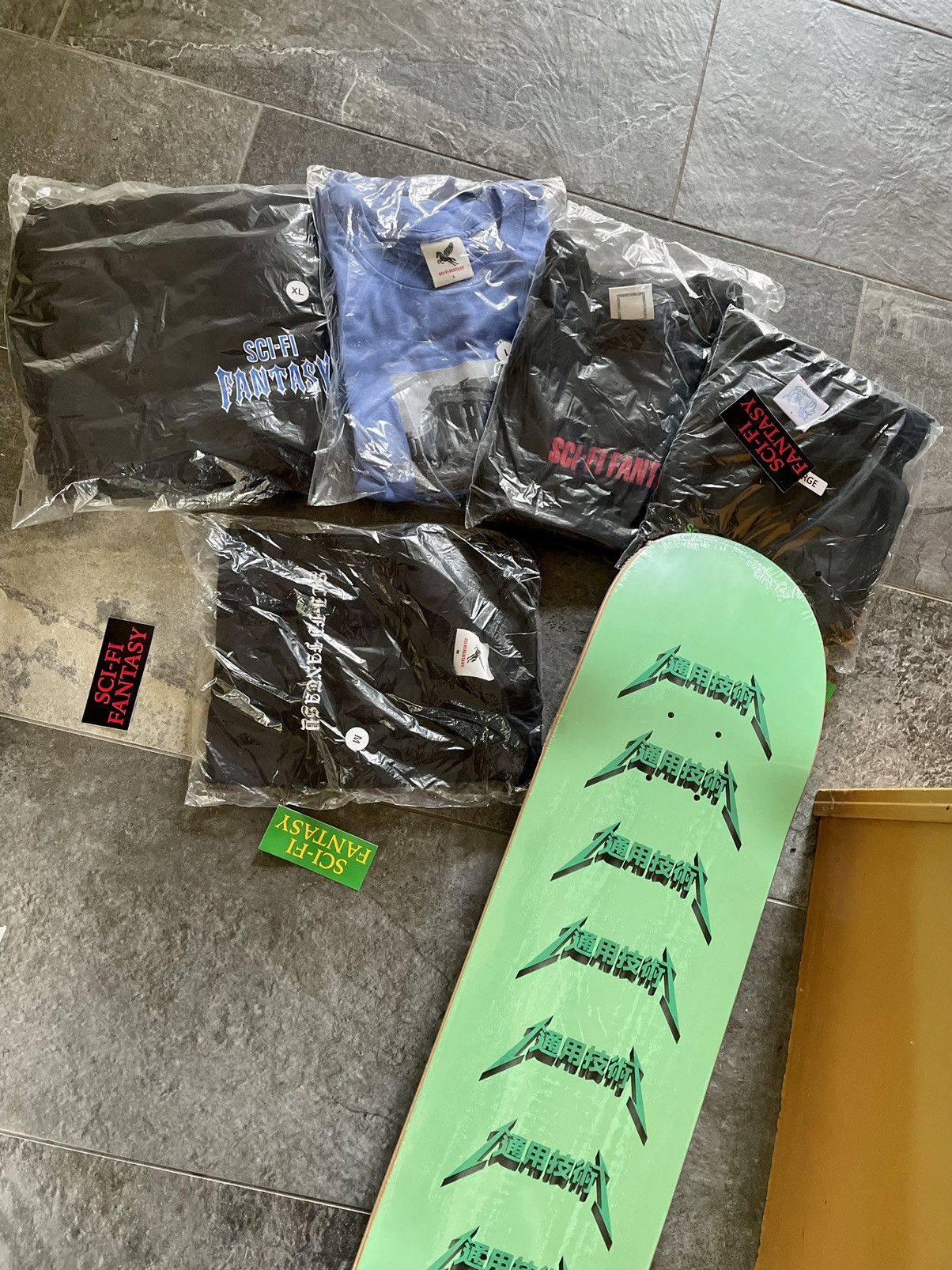 Sci-Fi Fantasy SFF Skateboard Metal Board Repeat Logo Mint/GloGreen 8.25"W Size ONE SIZE - 4 Thumbnail