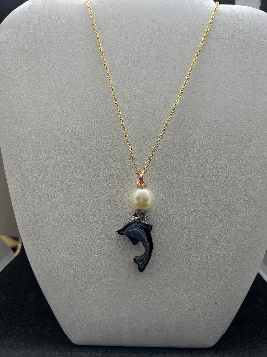 Handmade Dolphin gold chain necklace with pearl bead Size ONE SIZE - 1 Thumbnail