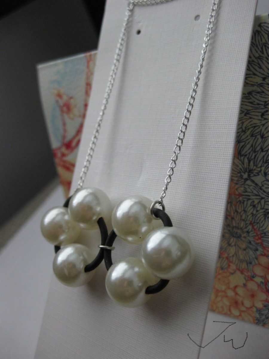 Handmade 6 Pearl Beads Chain Necklace Size ONE SIZE - 2 Thumbnail
