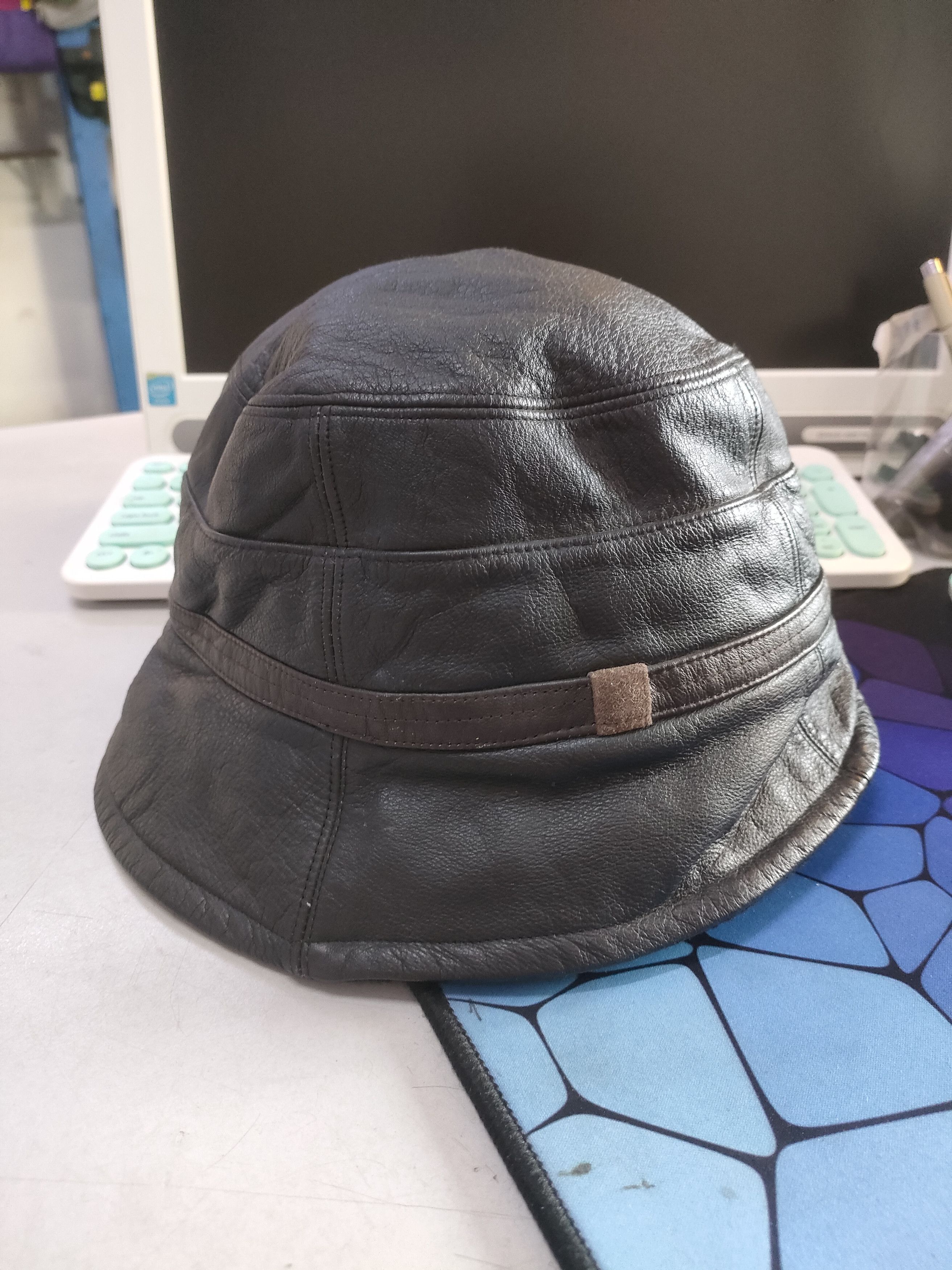 Genuine Leather × Pierre Balmain Francois Ier x Pierre Balmain Paris Leather Bucket Hat Size ONE SIZE - 2 Thumbnail