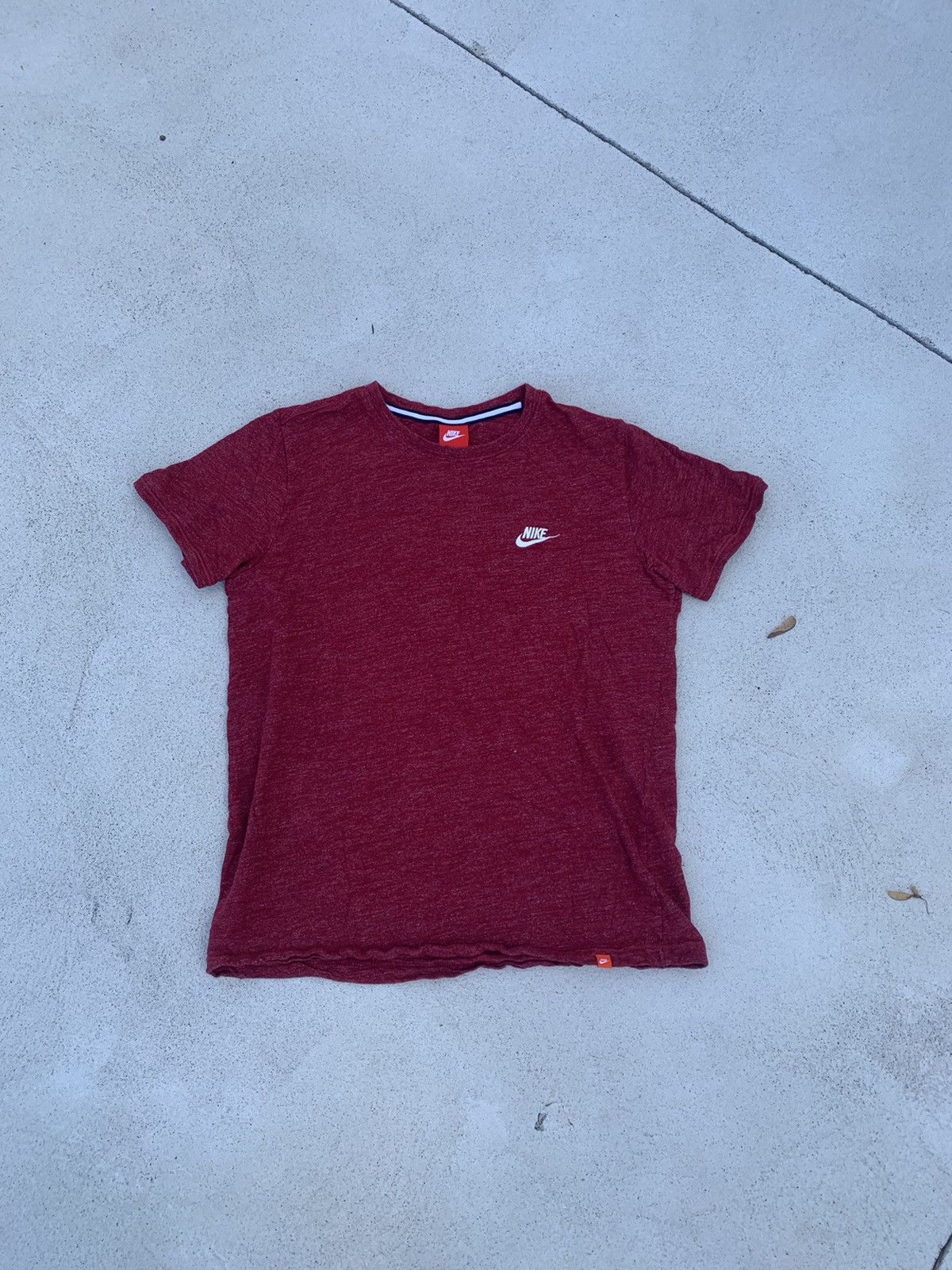 Nike Nike Logo Tee (Large) Size US L / EU 52-54 / 3 - 1 Thumbnail