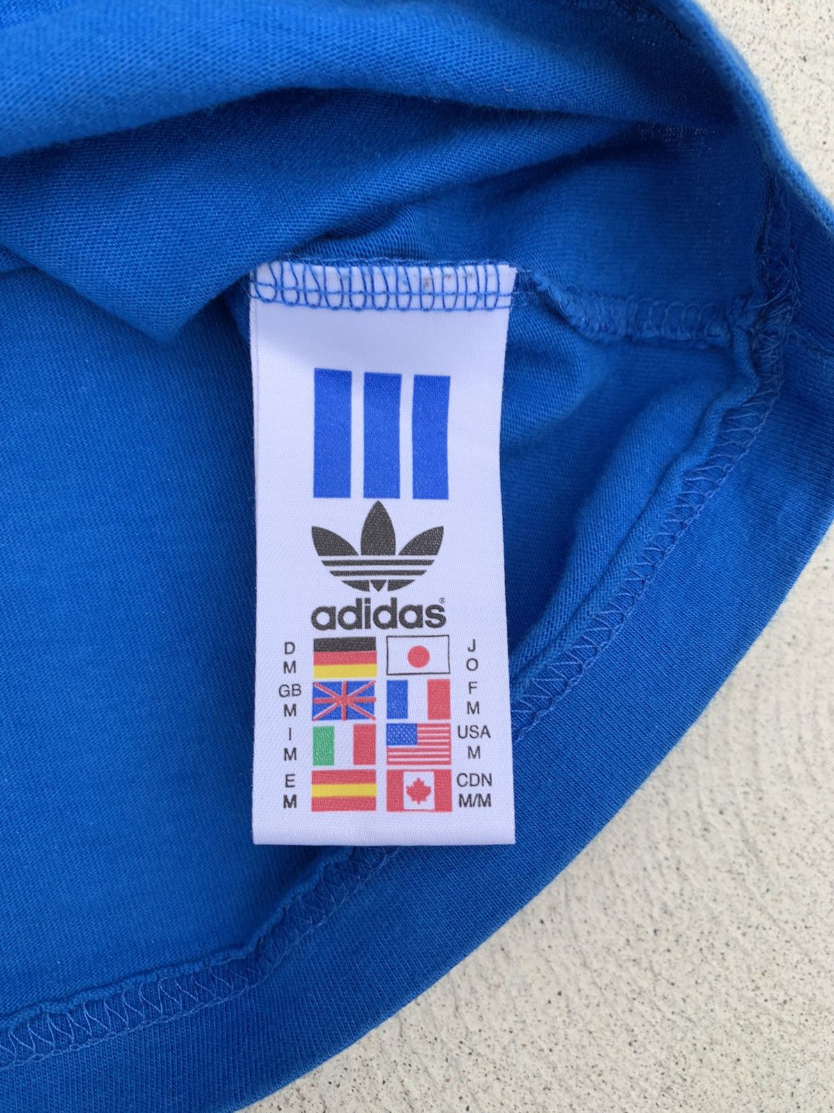 Adidas × Vintage Vintage Adidas Tee (M) Size US M / EU 48-50 / 2 - 5 Thumbnail