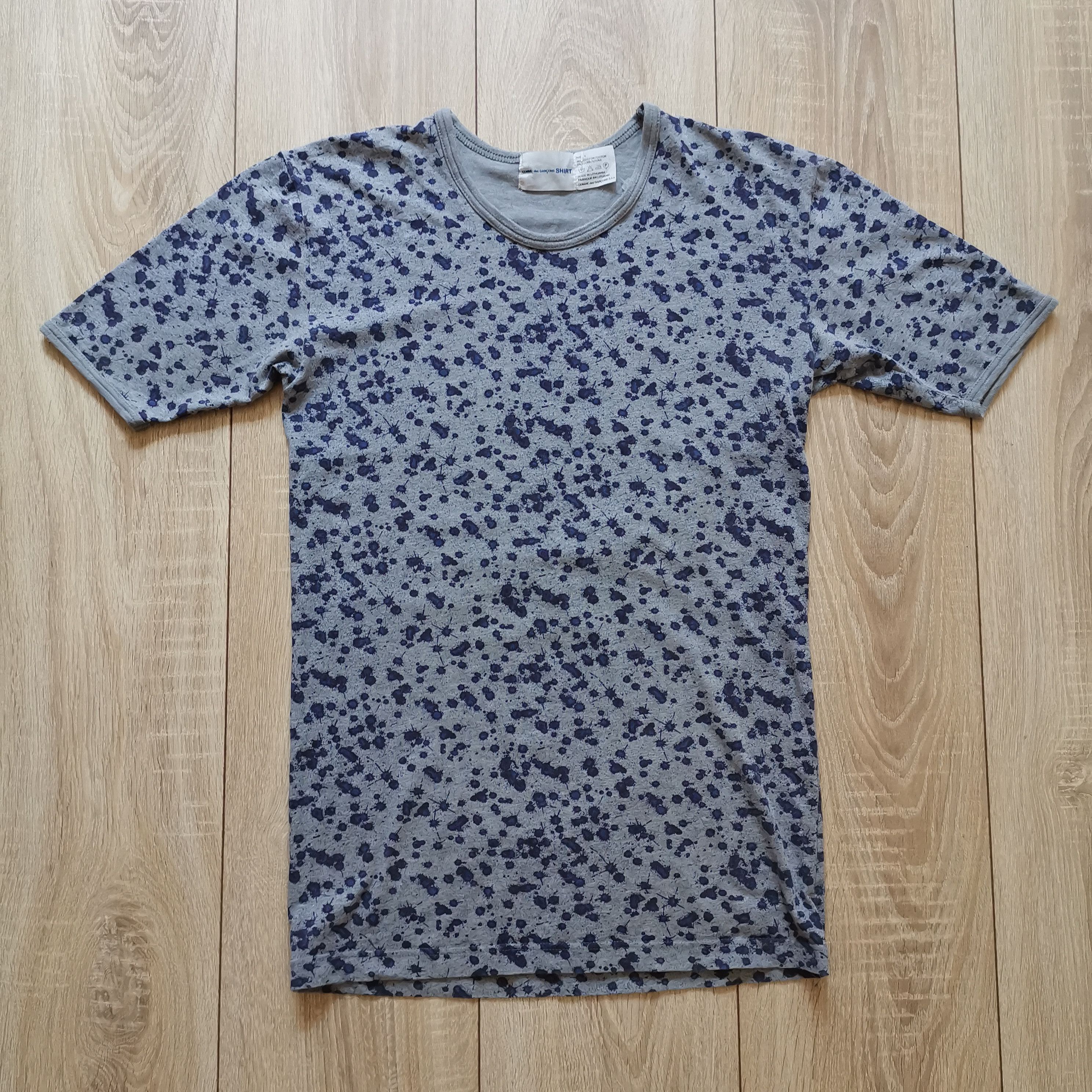 CDG by Comme des Garcons Comme des garcons tee shirt size s Size US S / EU 44-46 / 1 - 1 Thumbnail