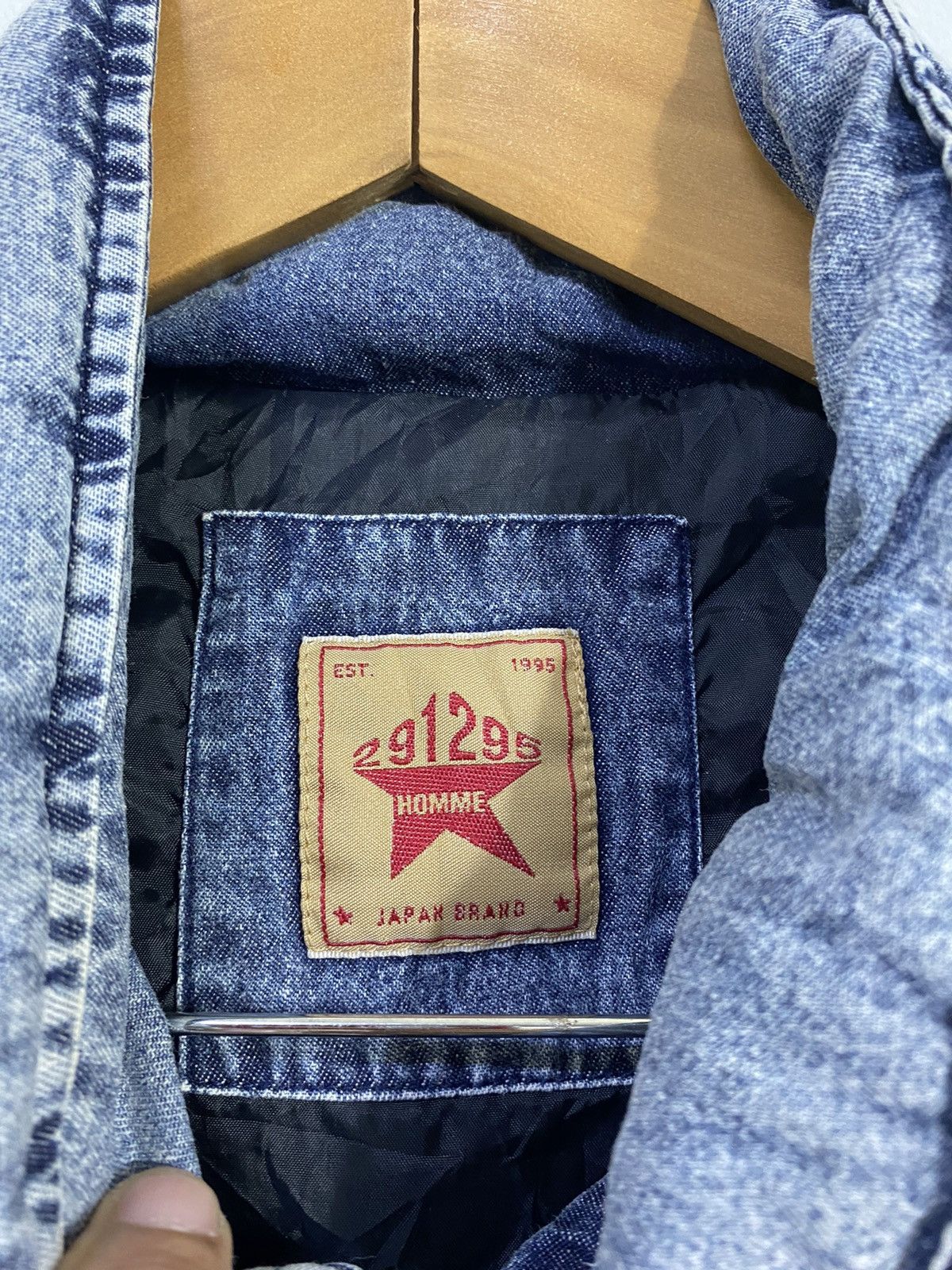 Japanese Brand 291295 Homme Puffer Vest Nice Faded Denim Design Size US M / EU 48-50 / 2 - 3 Thumbnail