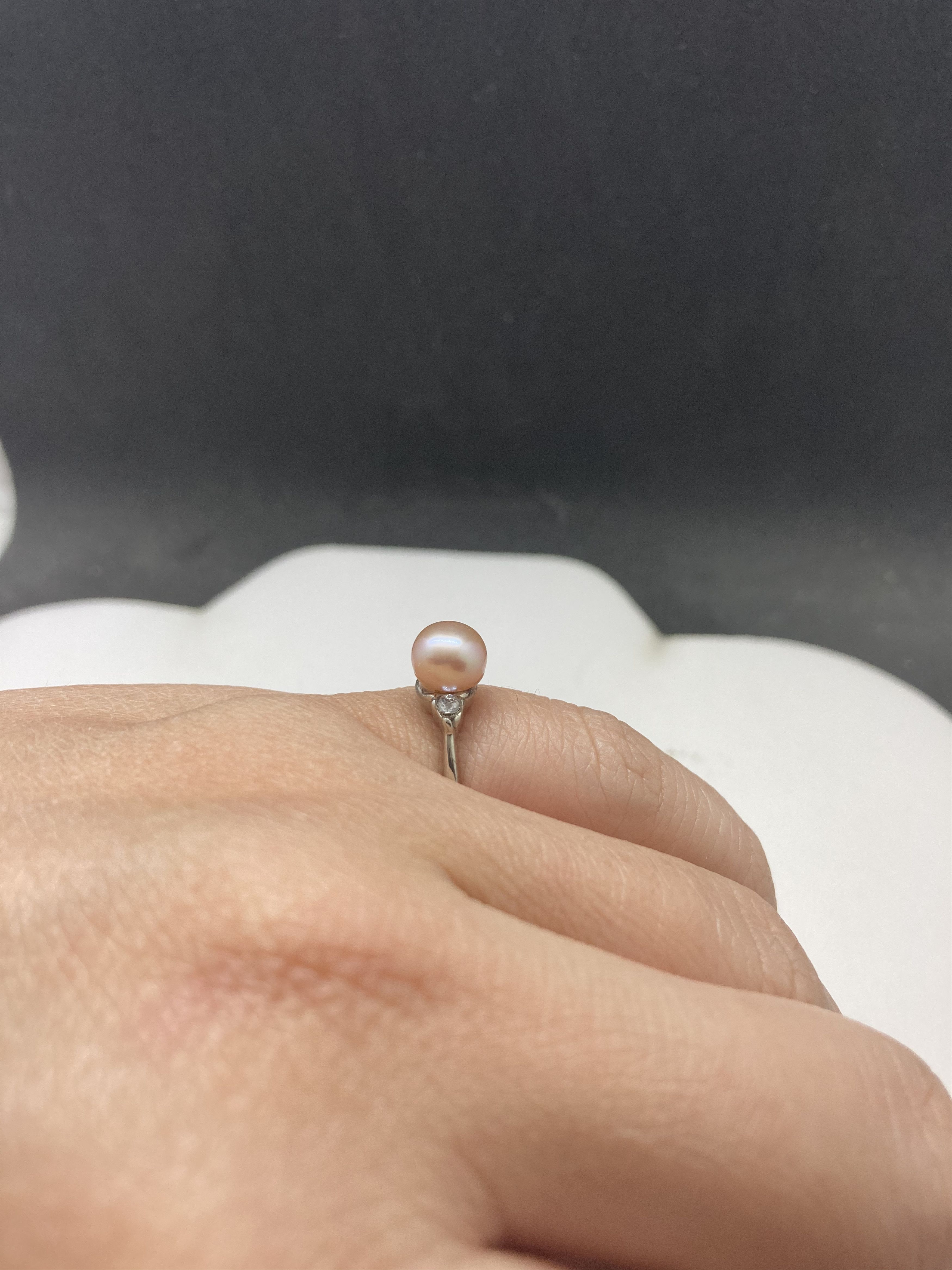 Jewelry Pink pearl bead ring with czs - Size 6.75 Size ONE SIZE - 4 Thumbnail