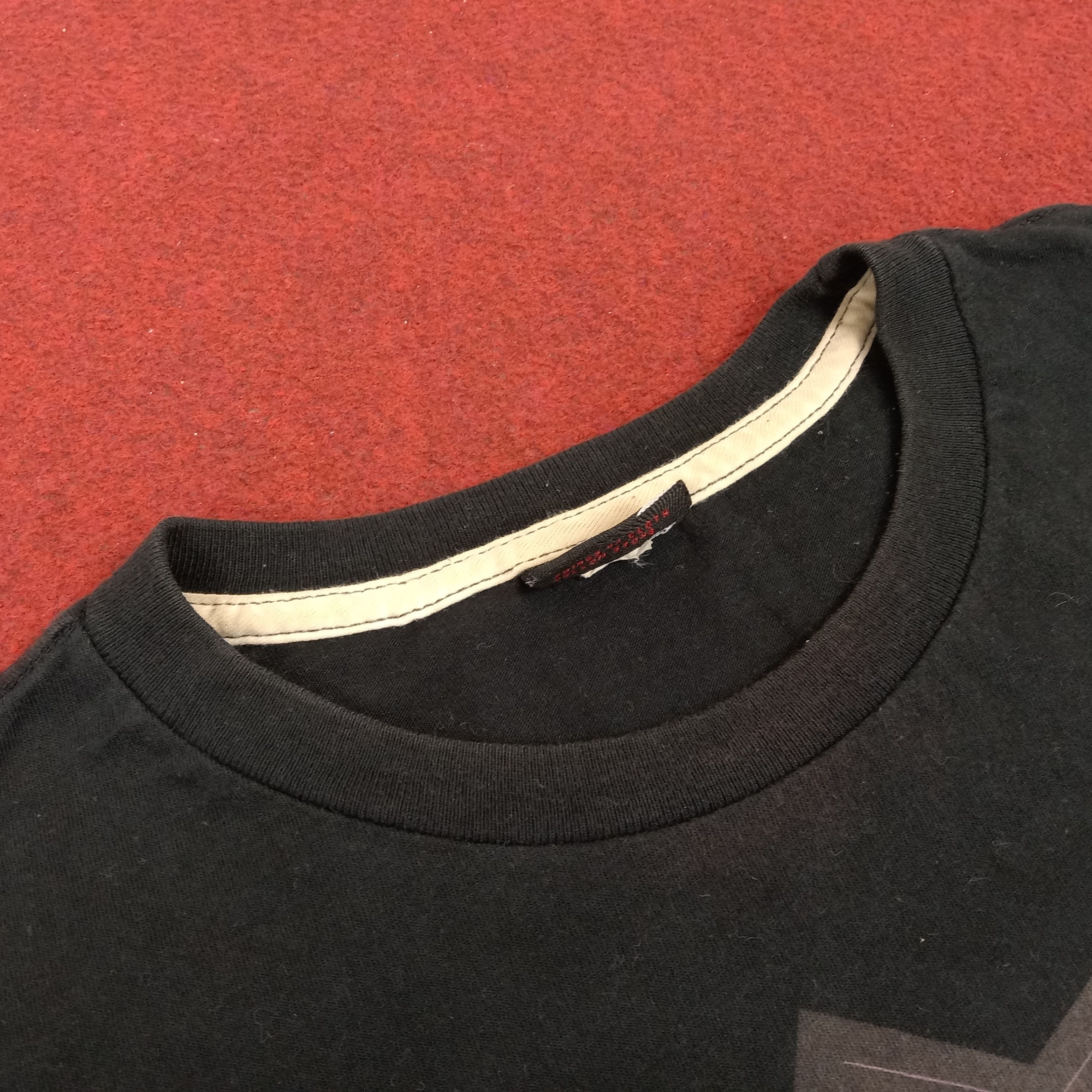 Volcom Volcom Streetwear Skateboard Rare Design Tshirt Size US M / EU 48-50 / 2 - 5 Thumbnail