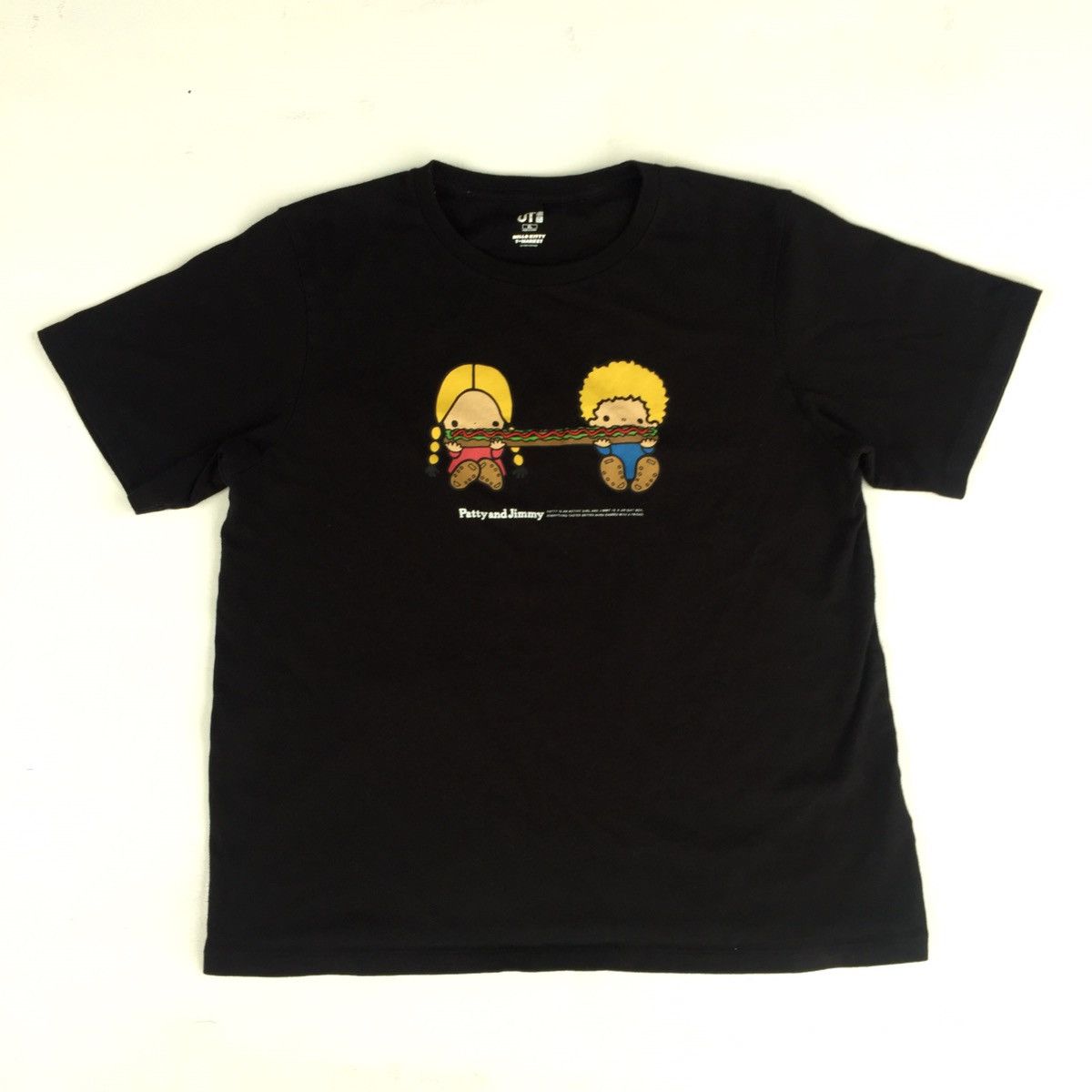 Uniqlo Uniqlo Hello Kitty T-Market by Yuni Yoshida Size US XL / EU 56 / 4 - 1 Thumbnail