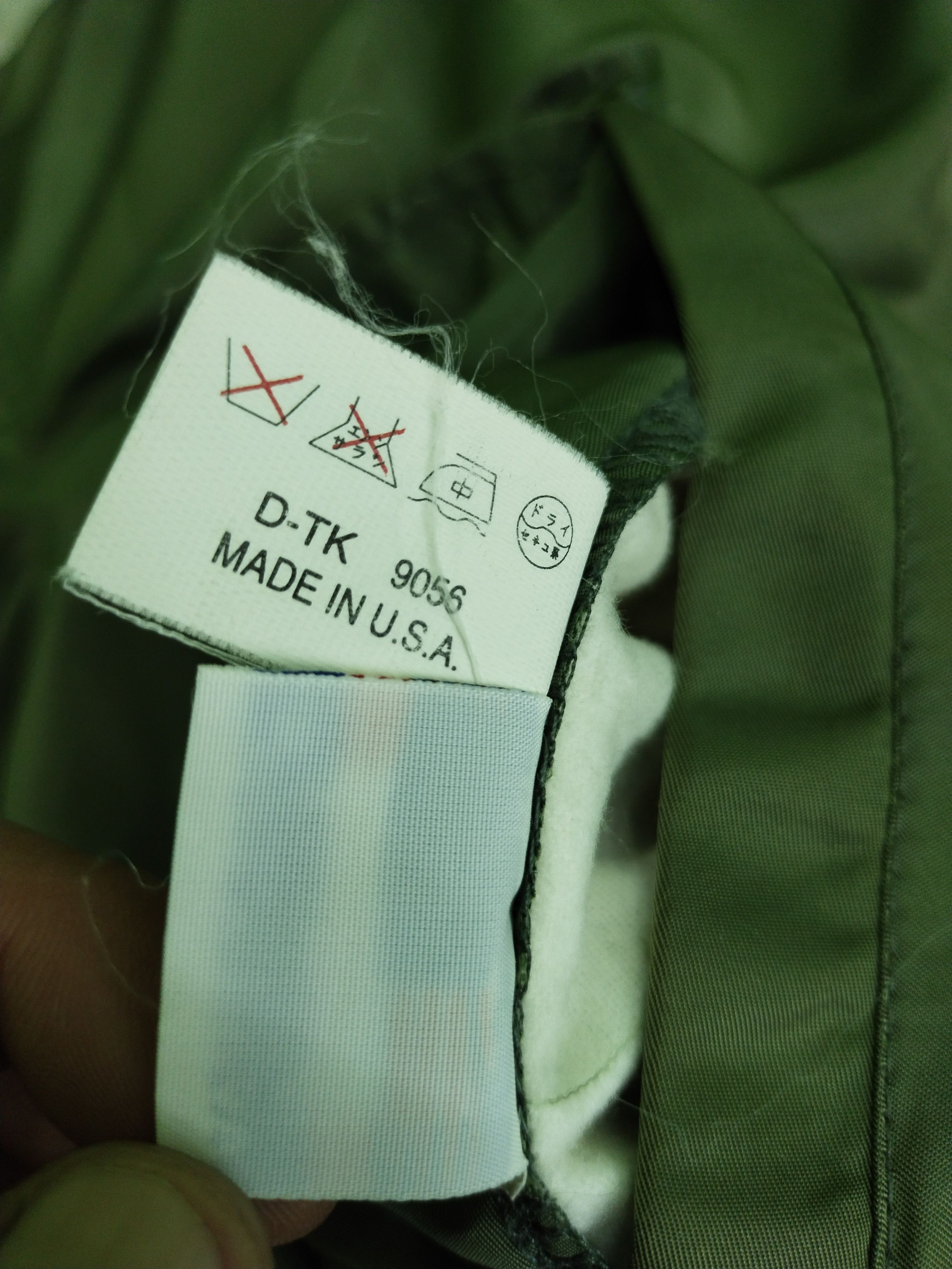 Avirex VINTAGE AVIREX USA EMBROIDERY REVERSIBLE BOMBER JACKET Size US L / EU 52-54 / 3 - 16 Thumbnail
